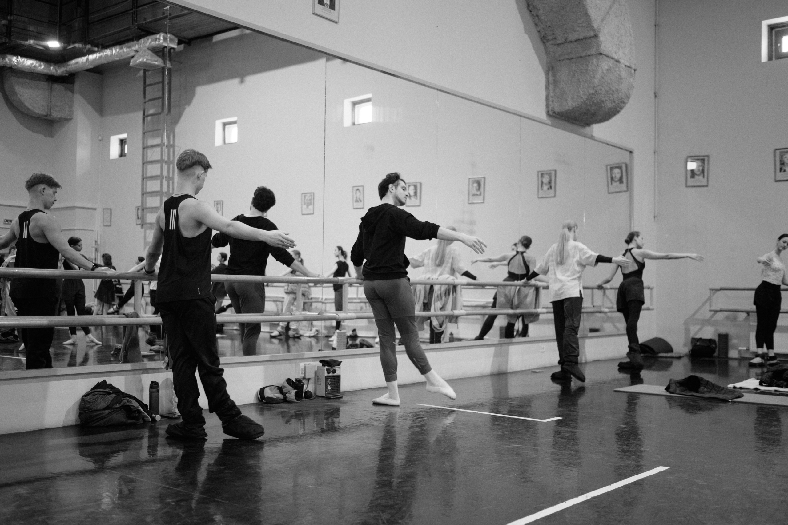 Балетный класс и репетиция артистов балета КТОиБ им. Мусы Джалиля. Barsukov