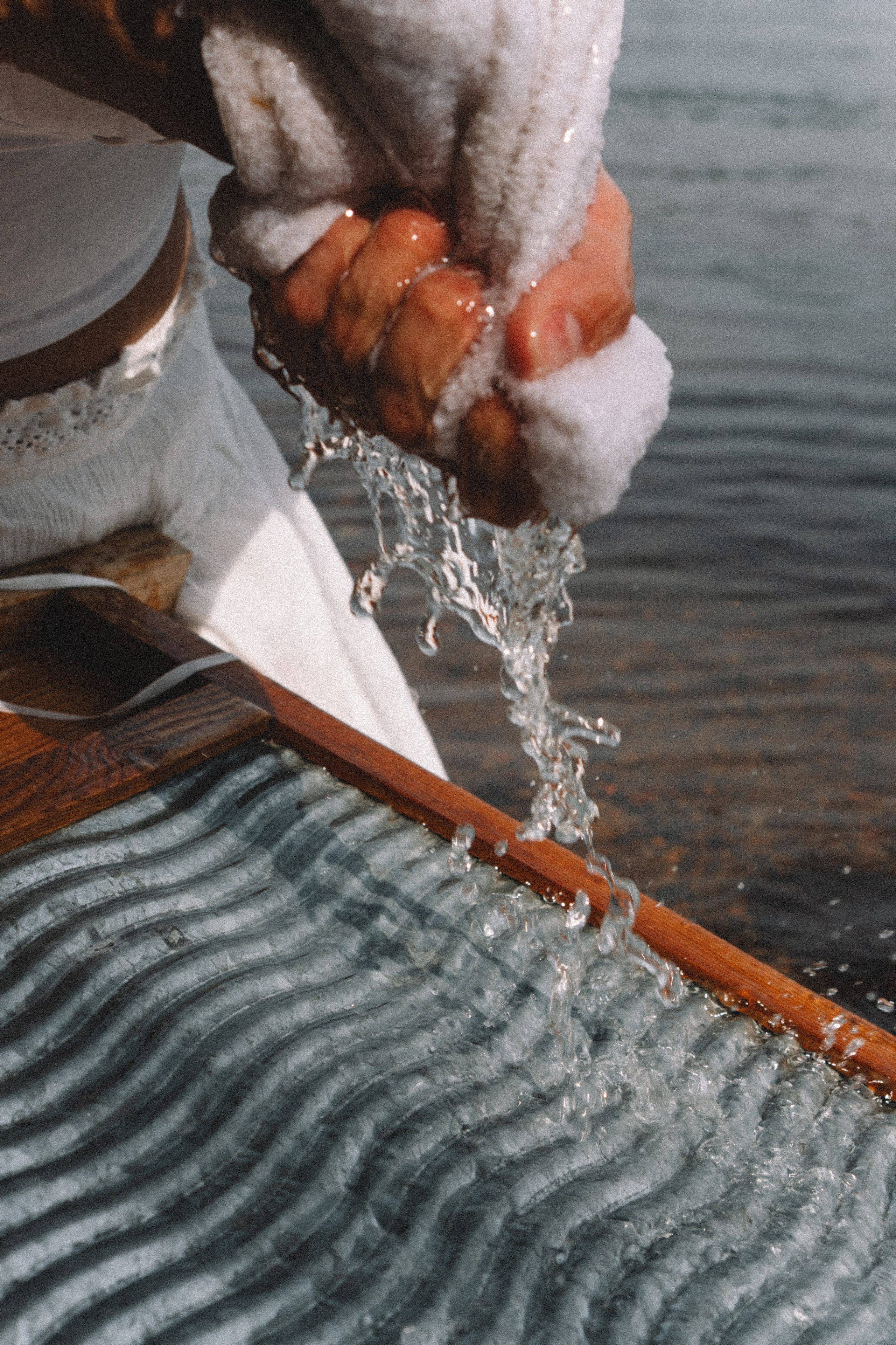 СТИРКА НА РЕКЕ. Профессиональный фотограф, Санкт-Петербург — Виктория Богомолова