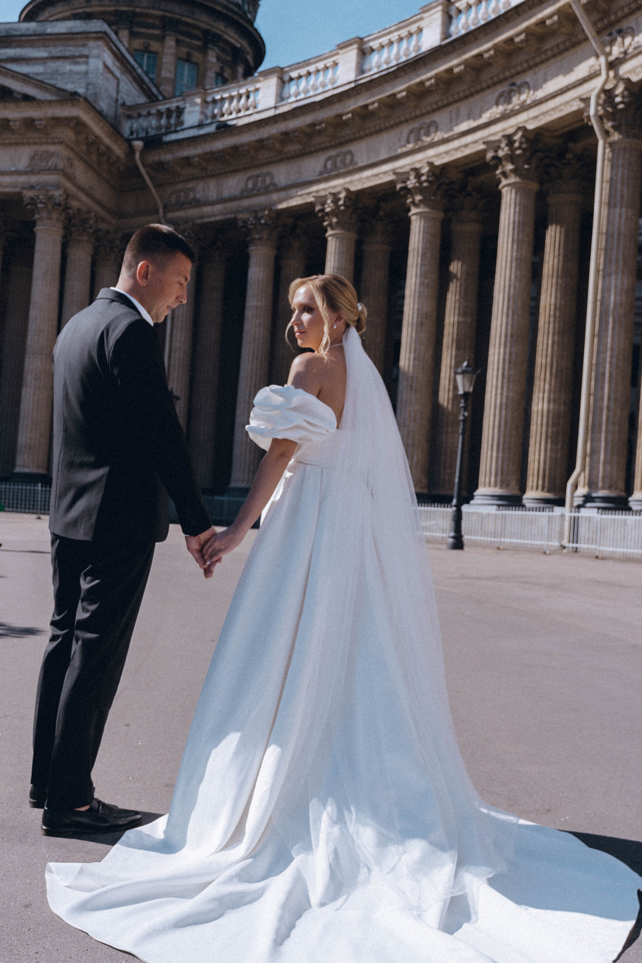 СВАДЕНБНАЯ СЬЕМКА НА КАТЕРЕ ПО КАНАЛАМ САНКТ-ПЕТЕРБУРГА И В АКВАТОРИИ НЕВЫ. Профессиональный фотограф, Санкт-Петербург — Виктория Богомолова