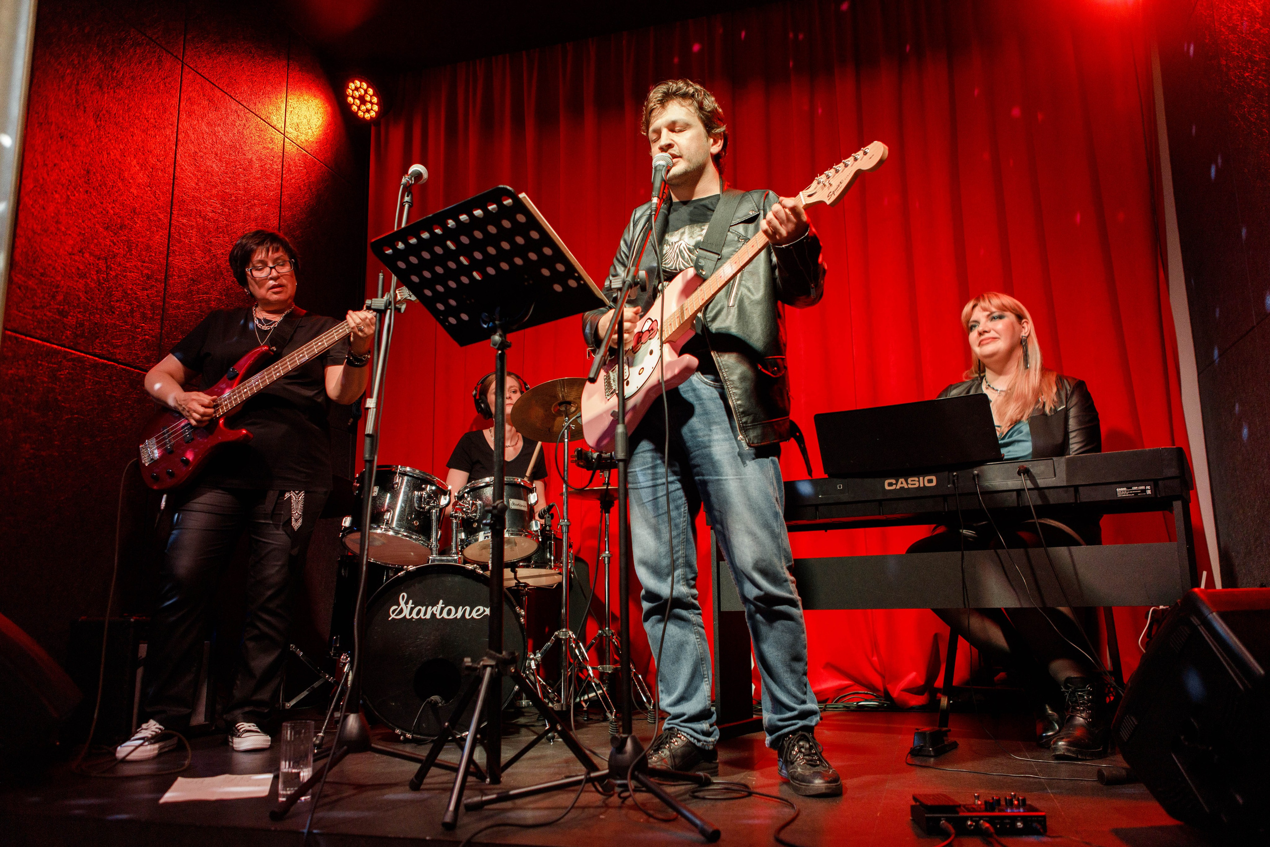 Караоке-бар «Опера». Фотограф Екатеринбург Яна Язовская