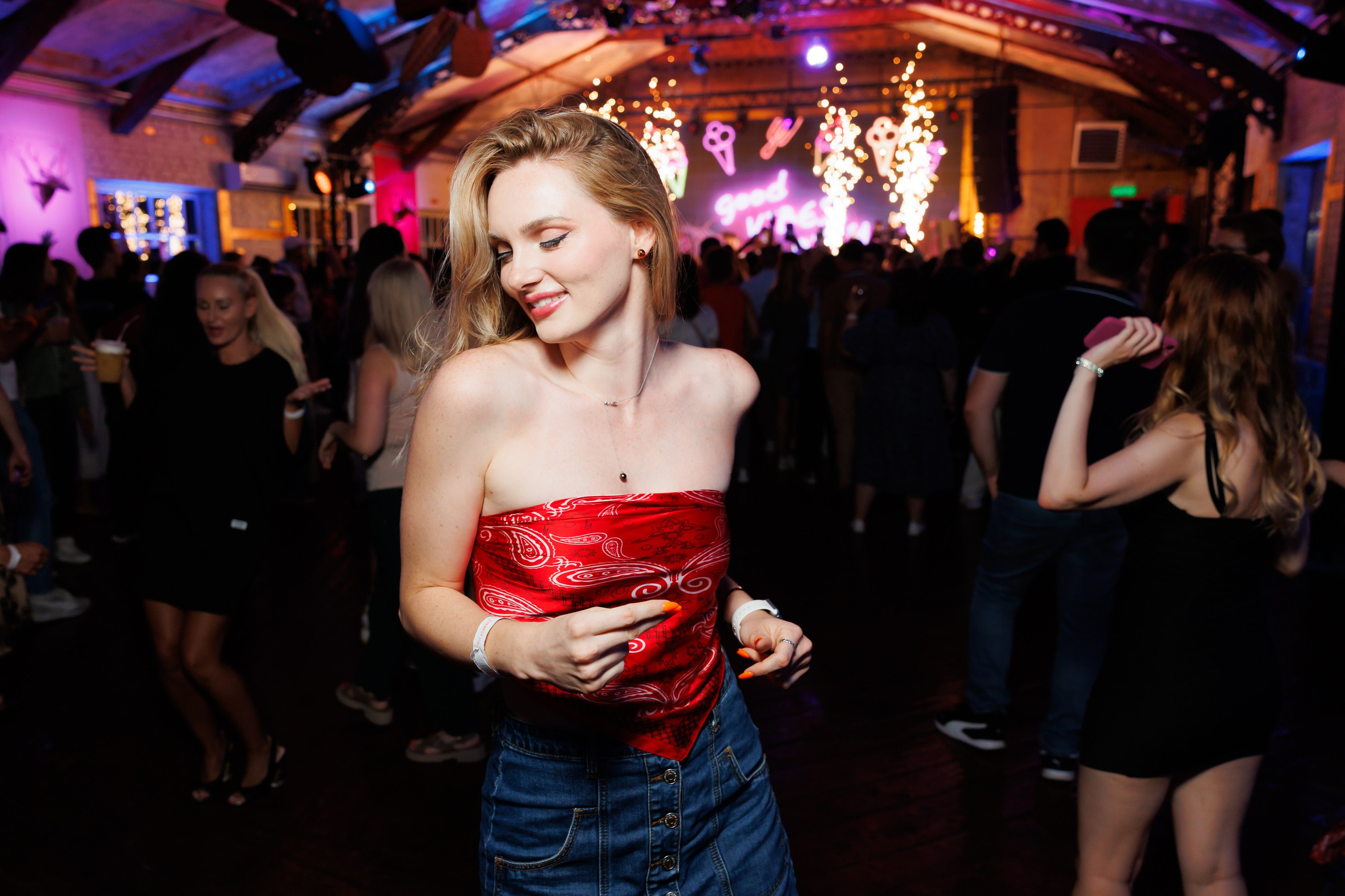 EVEREST VIBE good vibes only 16.08.2023. EVEREST PHOTO REPORT