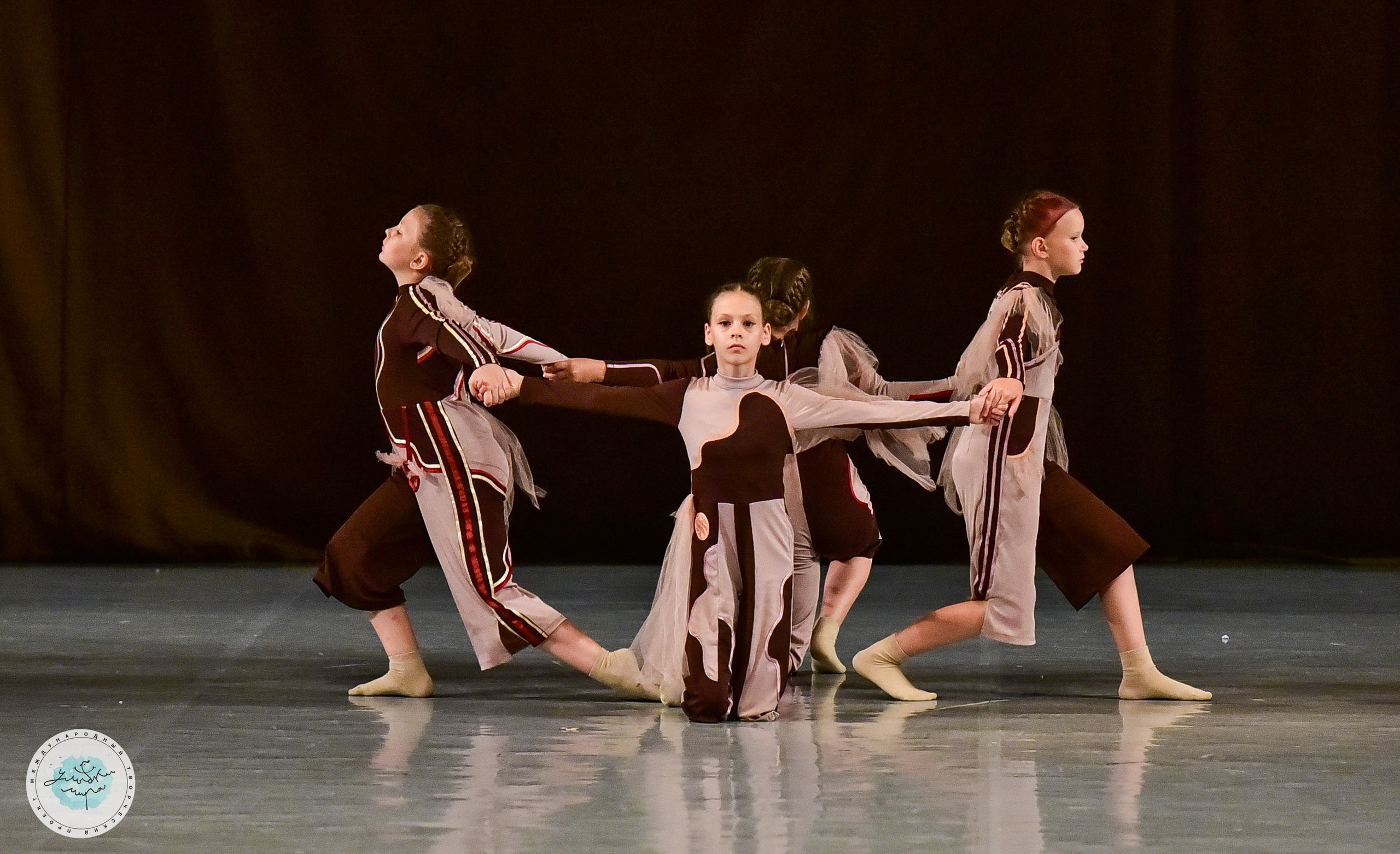 04.07.2024 Финал Международного творческого проекта «Улыбки Мира» г. СПБ. Медиастудия Фото Концепт