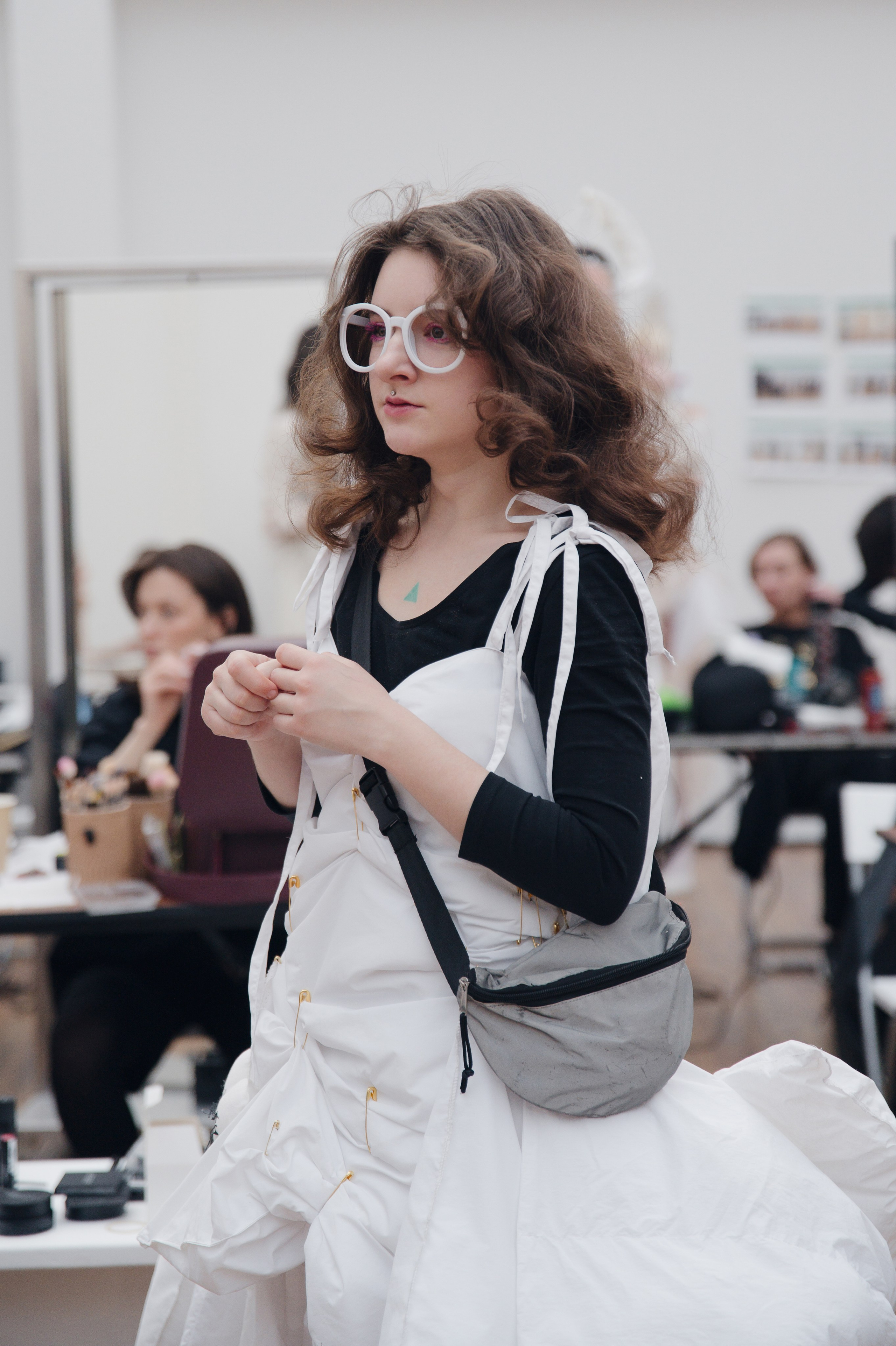 Бекстейдж показа «Новые Имена» собака.ru|ДЛТ. Портретный и репортажный фотограф в Санкт-Петербурге