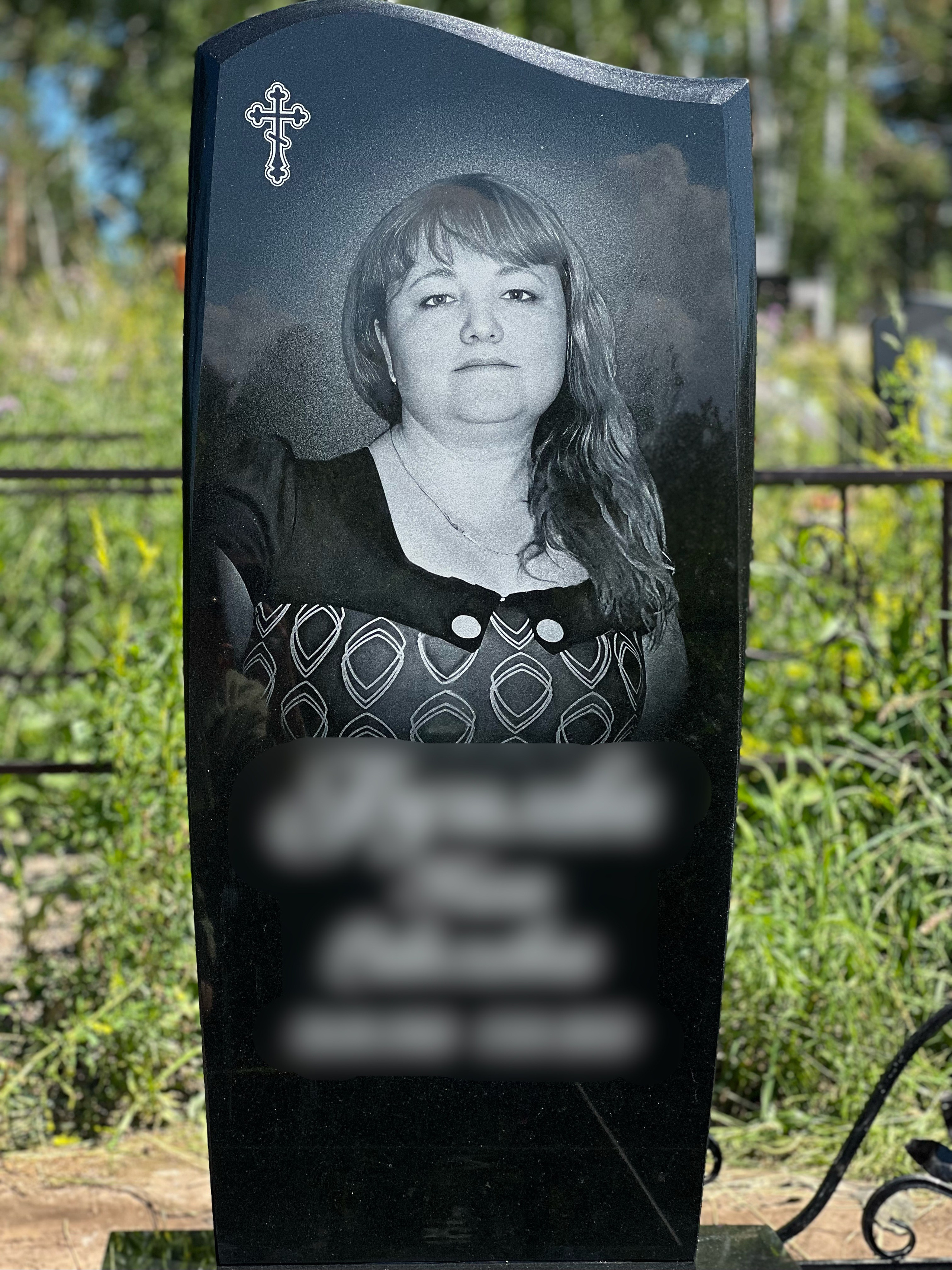 Гравировка от наших художников. ГРАНИТ26 Ритуальные услуги Железногорск. Благоустройство могил, продажа памятников