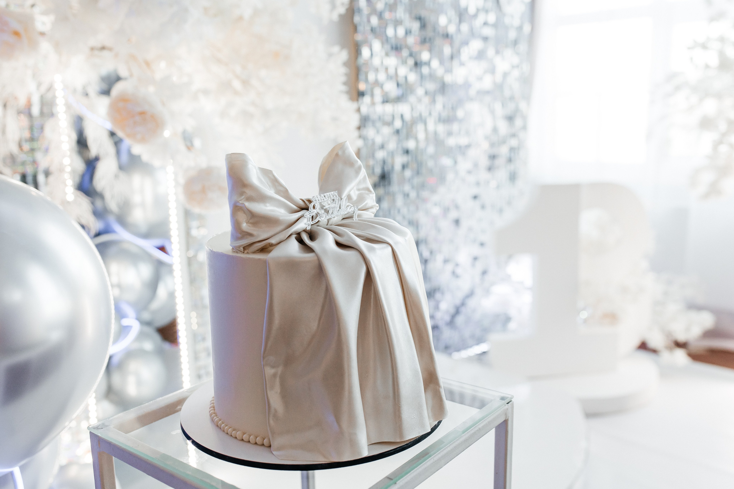 День рождения в кафе. Семейный фотограф Клименко Дарья в станице Ленинградская