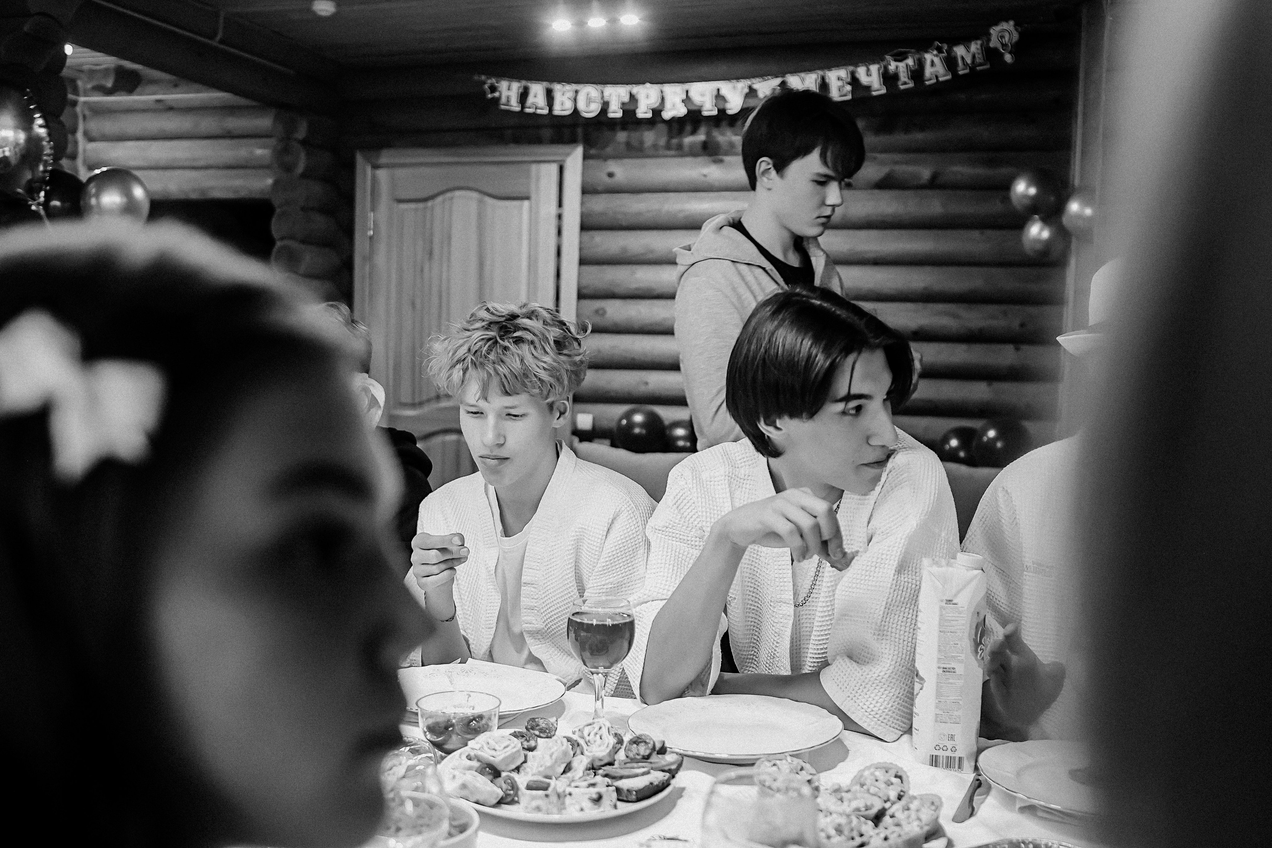 Последний звонок. Семейный фотограф Тюмень, фотограф на роды Салмина Мария