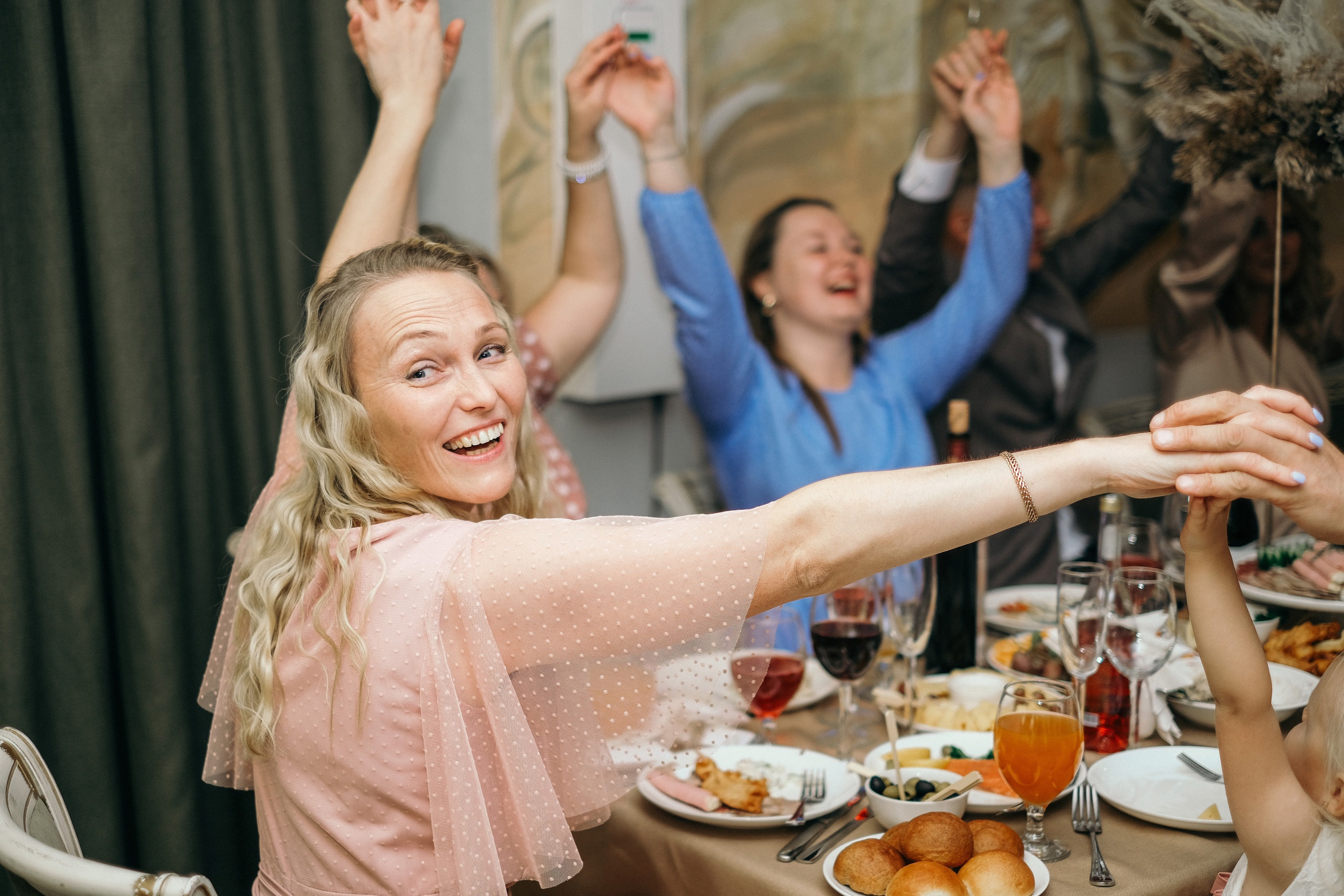 Есть контакт!. Организация свадеб под ключ в Архангельске и Северодвинске