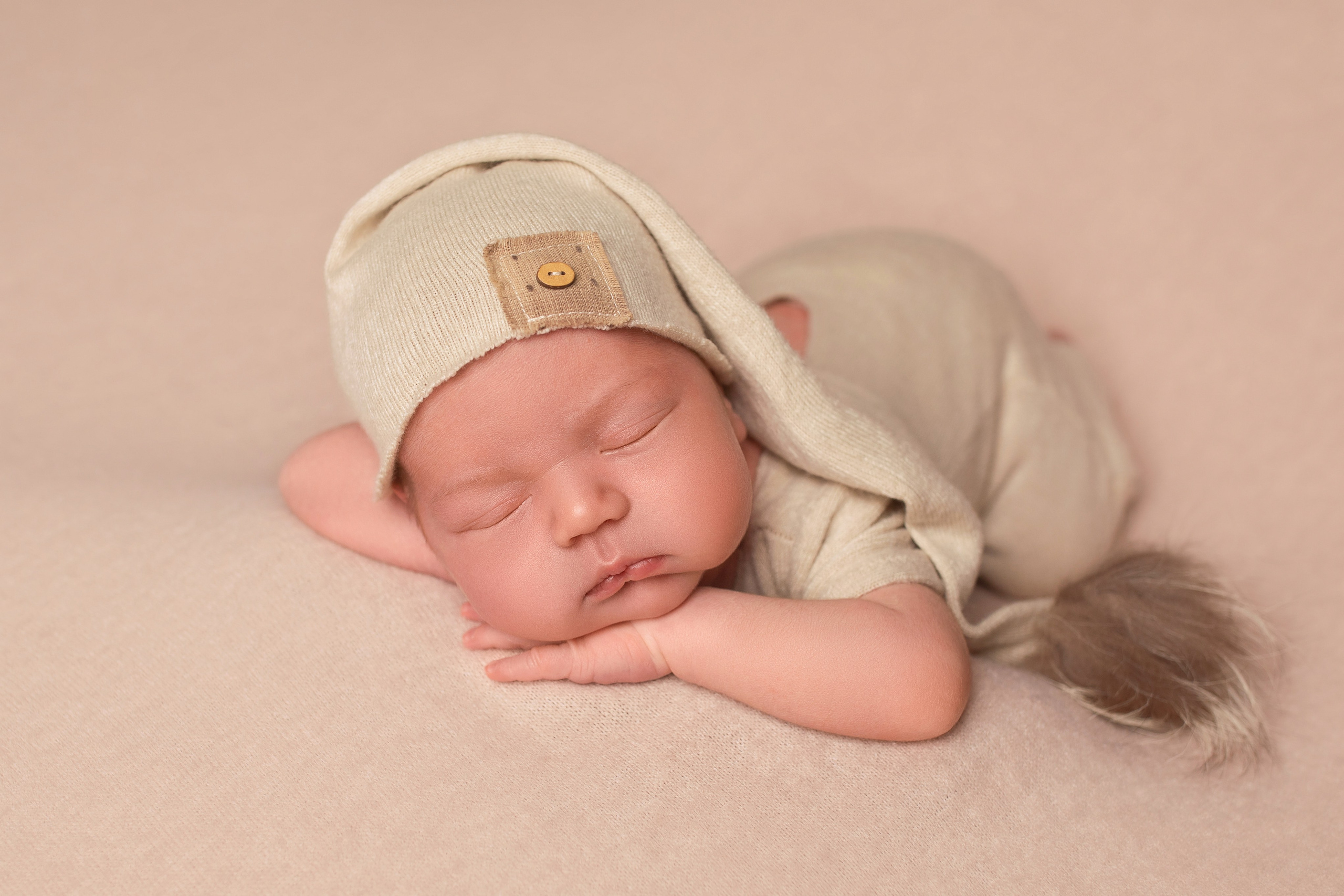 Фотосъемка младенцев Хабаровск, фотосессия новорожденных Хабаровск, фотосессия newborn Хабаровск, Лучший ньборн фотограф в Хабаровске, первый ньборн фотограф в Хабаровске, Лучший ньберн фотограф в Хабаровске. Лучший newborn фотограф в Хабаровске, ньберн фотограф в Хабаровске