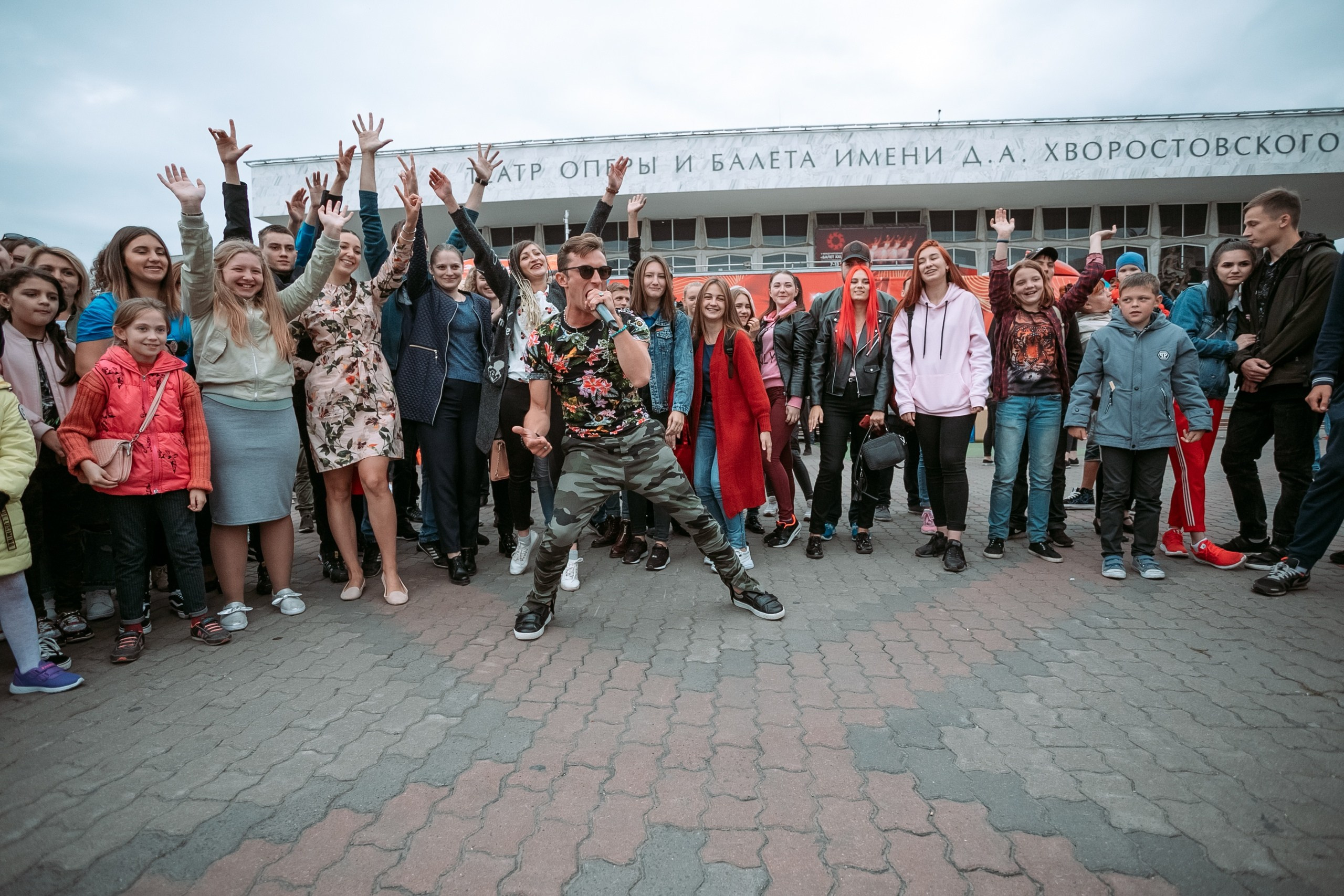Попади на ТНТ @ Театральная площадь. Репортажный фотограф Максим Полянский. Москва, Санкт-Петербург, Красноярск