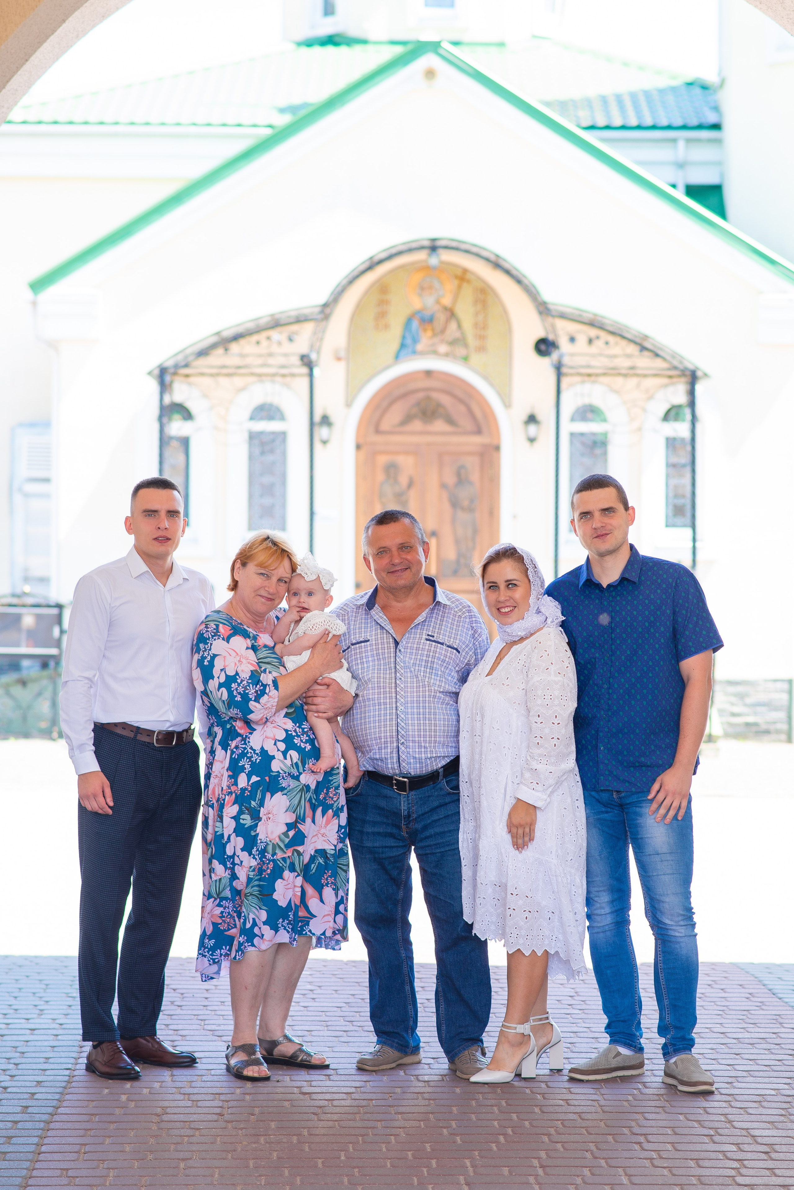 Крещение Есении в хр.Андрея Первозванного. Семейный фотограф на выписку из роддома и крещение Минск Настя Гришук