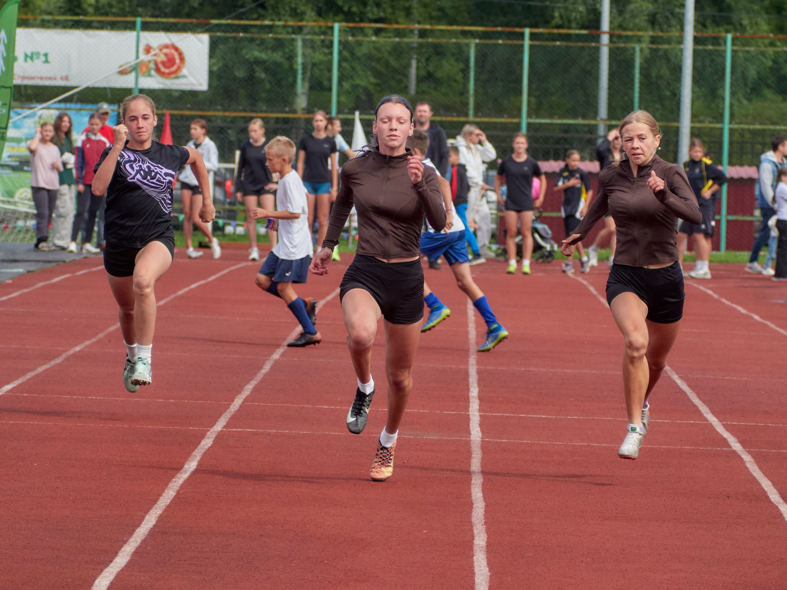Праздник Спорта (День физкультурника). Семейный и детский фотограф в Междуреченск Олег Бамбульский