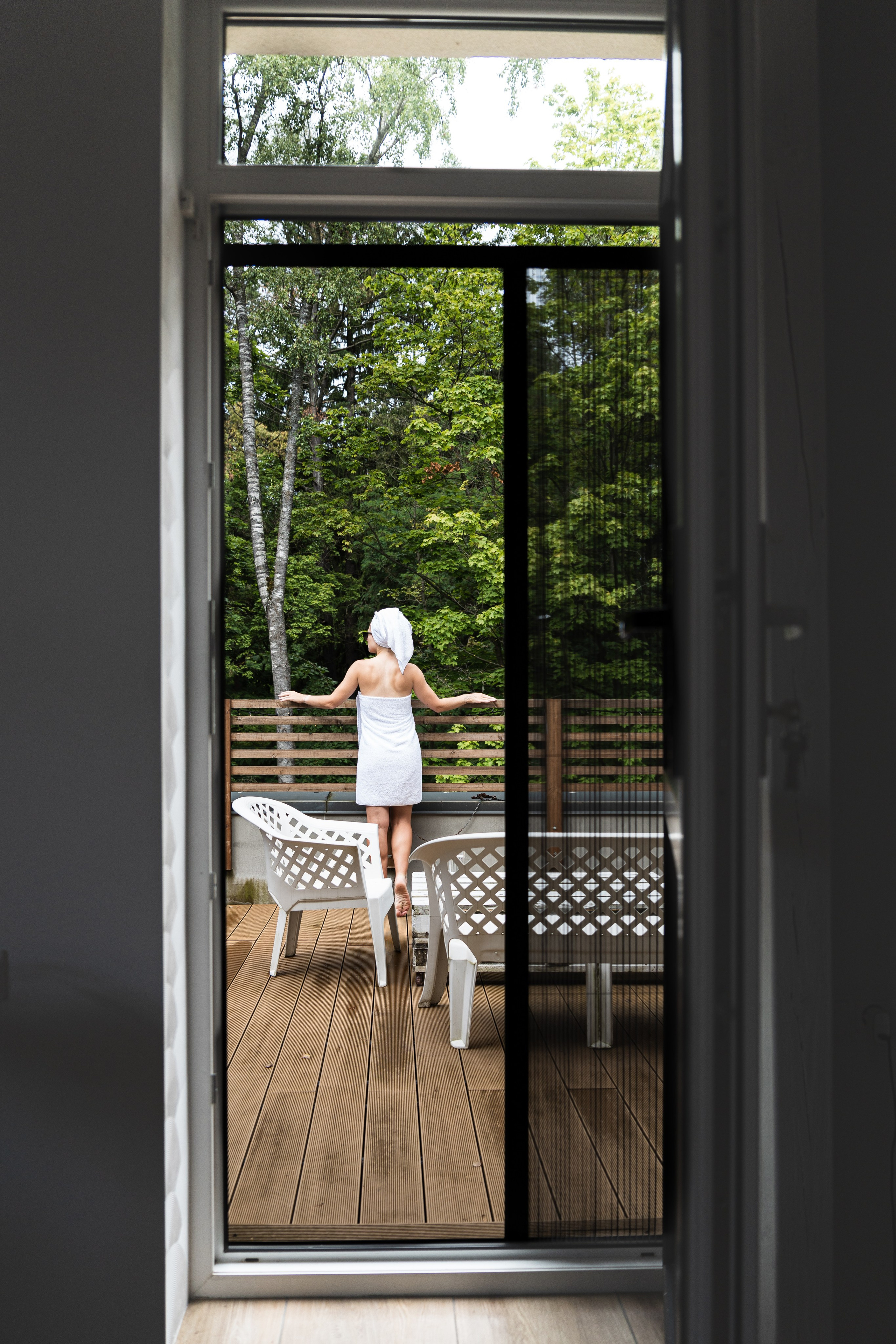 WHALE APART Apartments Svetlogorsk. Content shooting. KRIS KRUPINNIKOVA