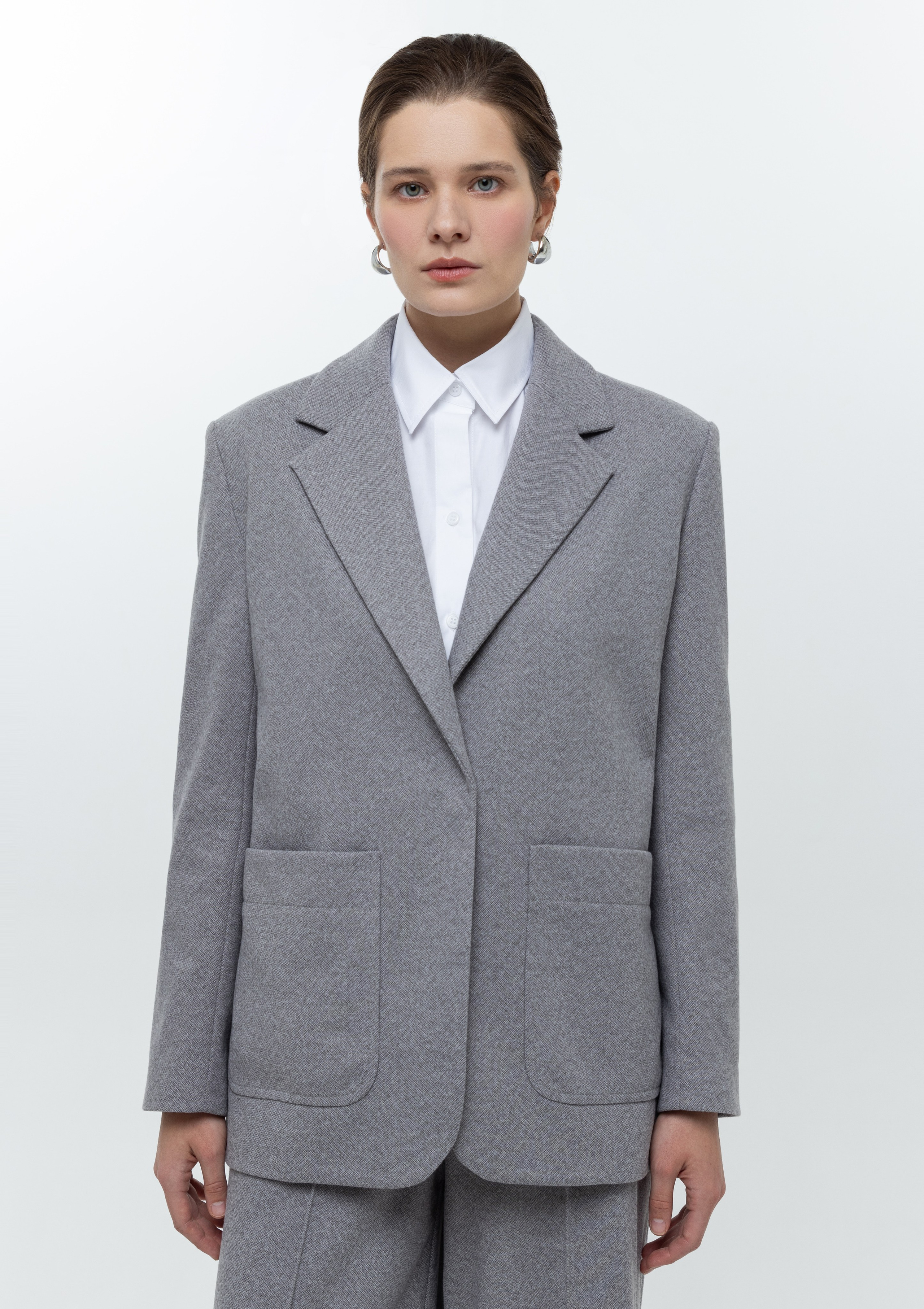 Каталог. Верхняя одежда + трикотаж бренда. 4ч,. Визажист для брендов, Фэшн продюсер Олеся Глушкова