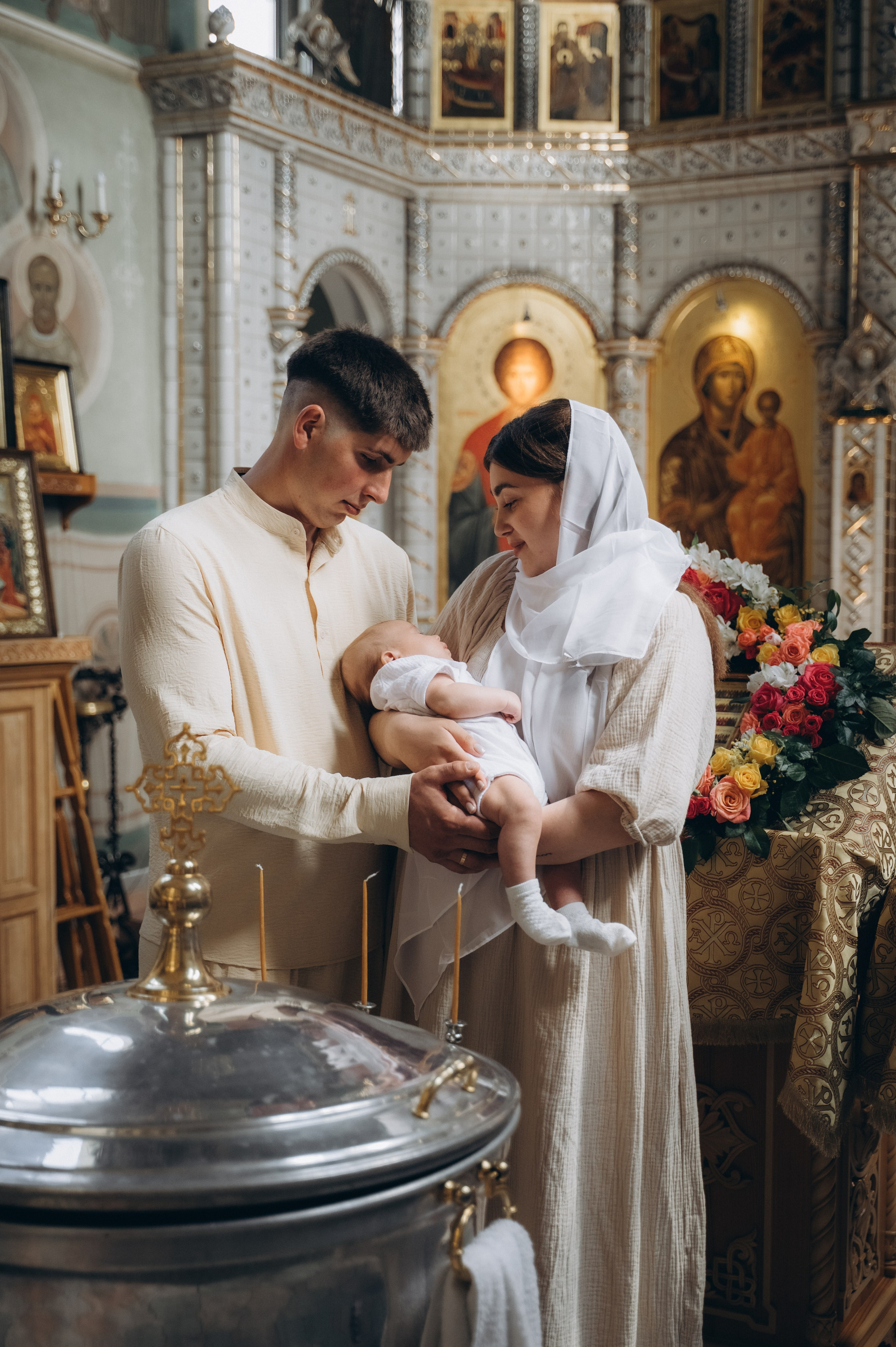 Крещение Арсения (Дом Милосердия). Семейный фотограф в Минске Дарья Дреко