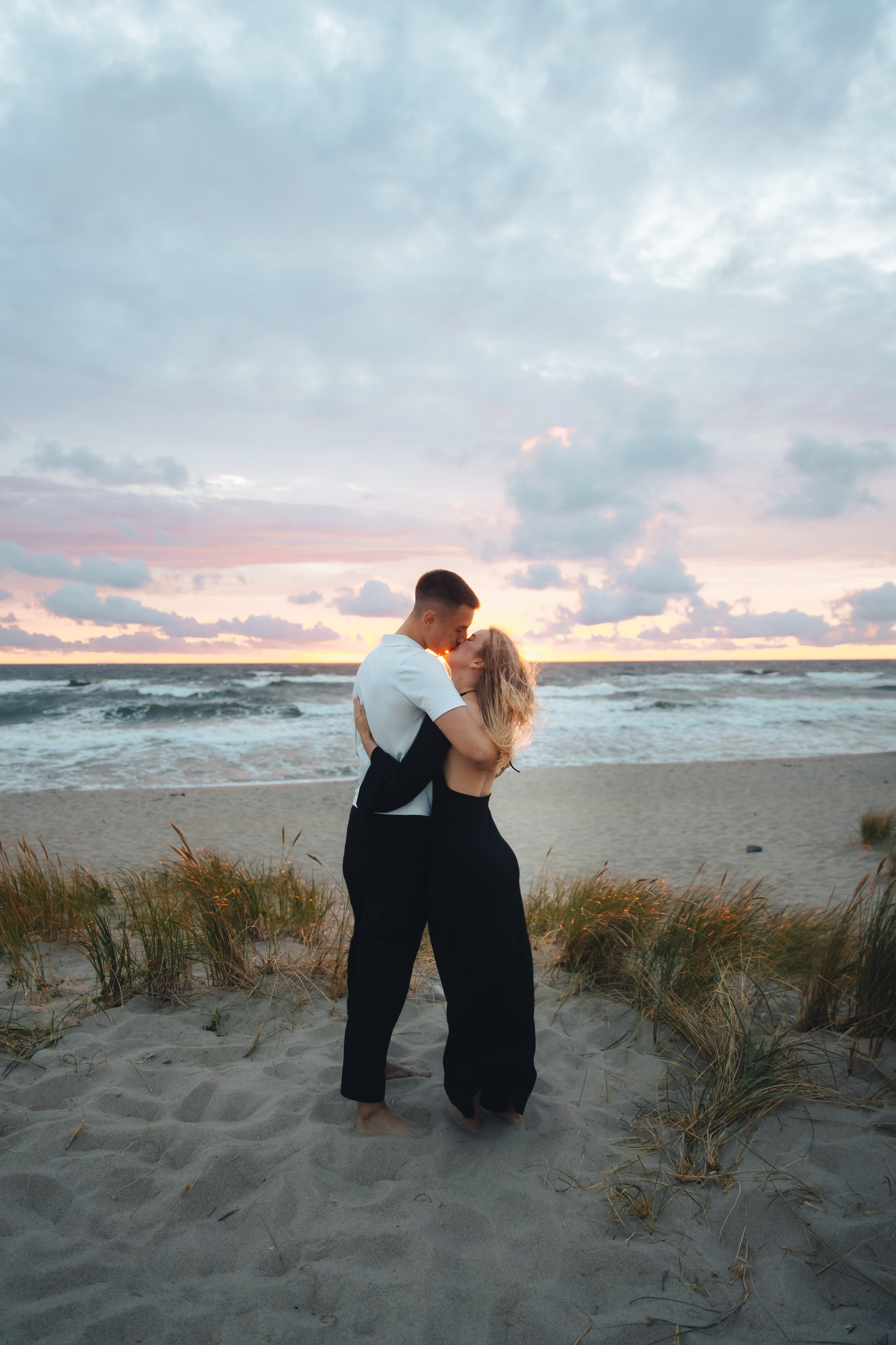 Арсений и Анастасия / Янтарный. Фотограф Калининград Илья Миллер