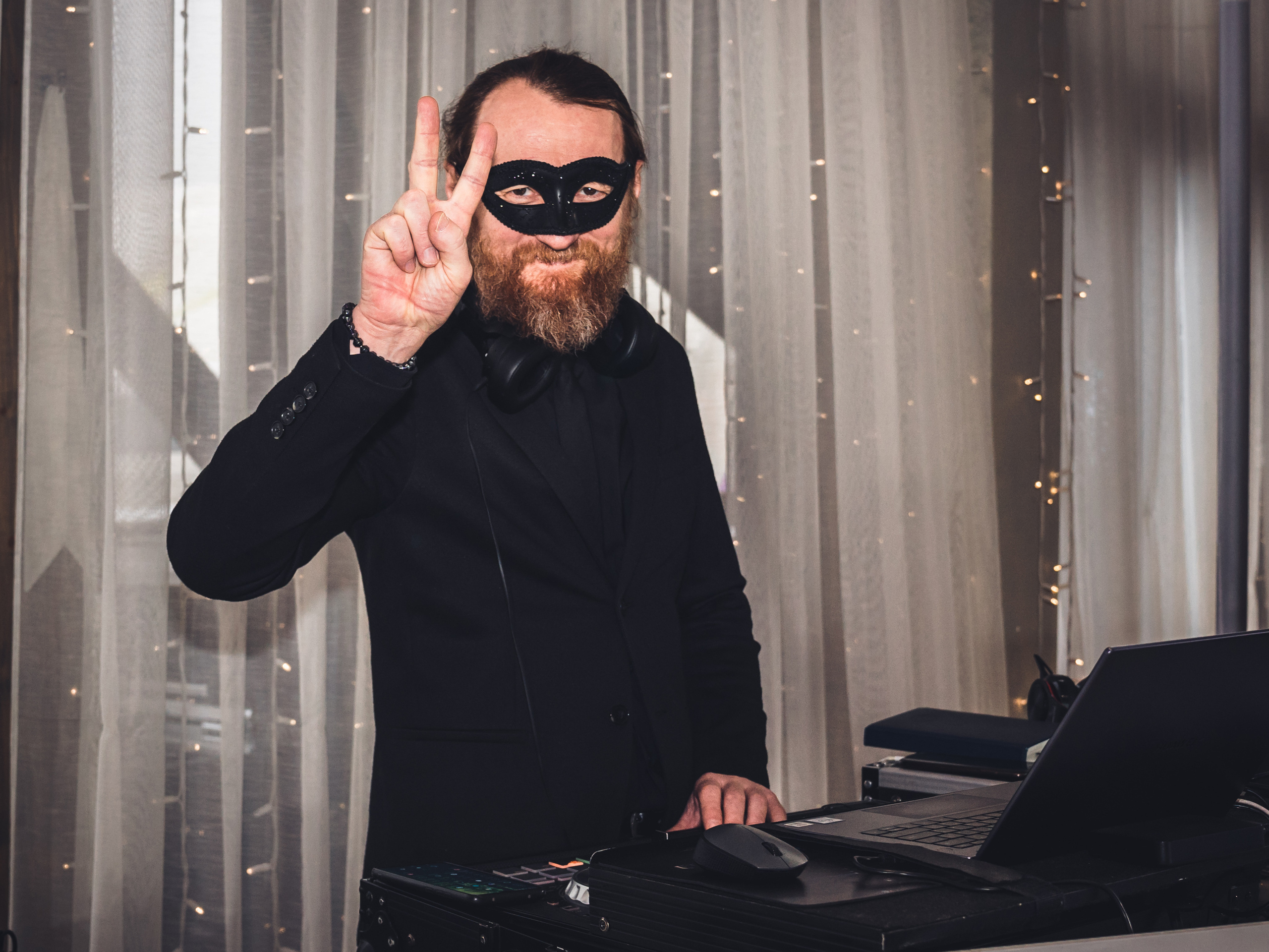 Корпоратив компании «STS». Ведущий на свадьбу, корпоратив и юбилей в Москве Сергей Рябинин