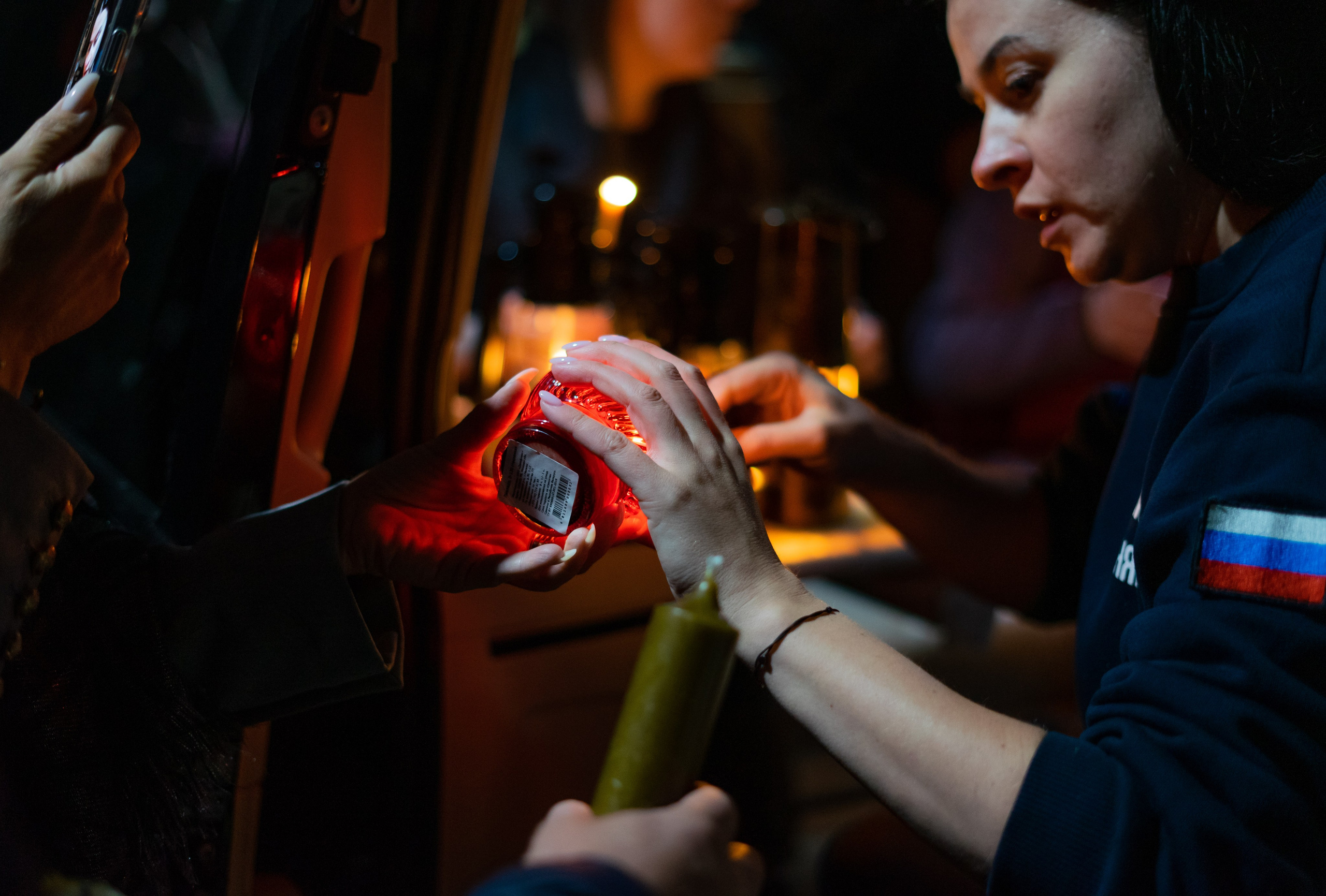 Передача благодатного огня. ДМИТРИЙ ХОРУНЖИЙ — репортажный фотограф, видеограф СПБ