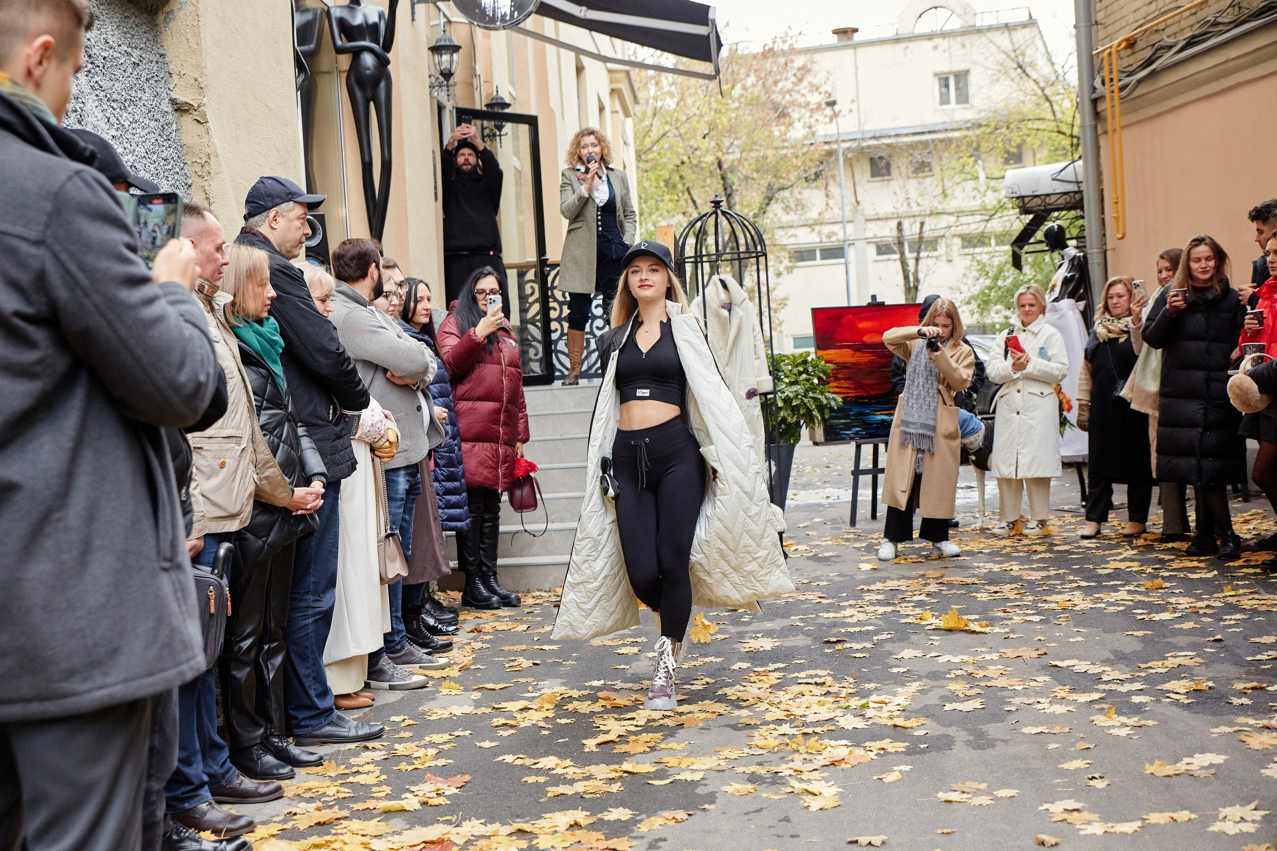 Показ Art Apparel в Москве. Коммерческий фотограф в Москве Павел Володин — фотосъемка для бизнеса