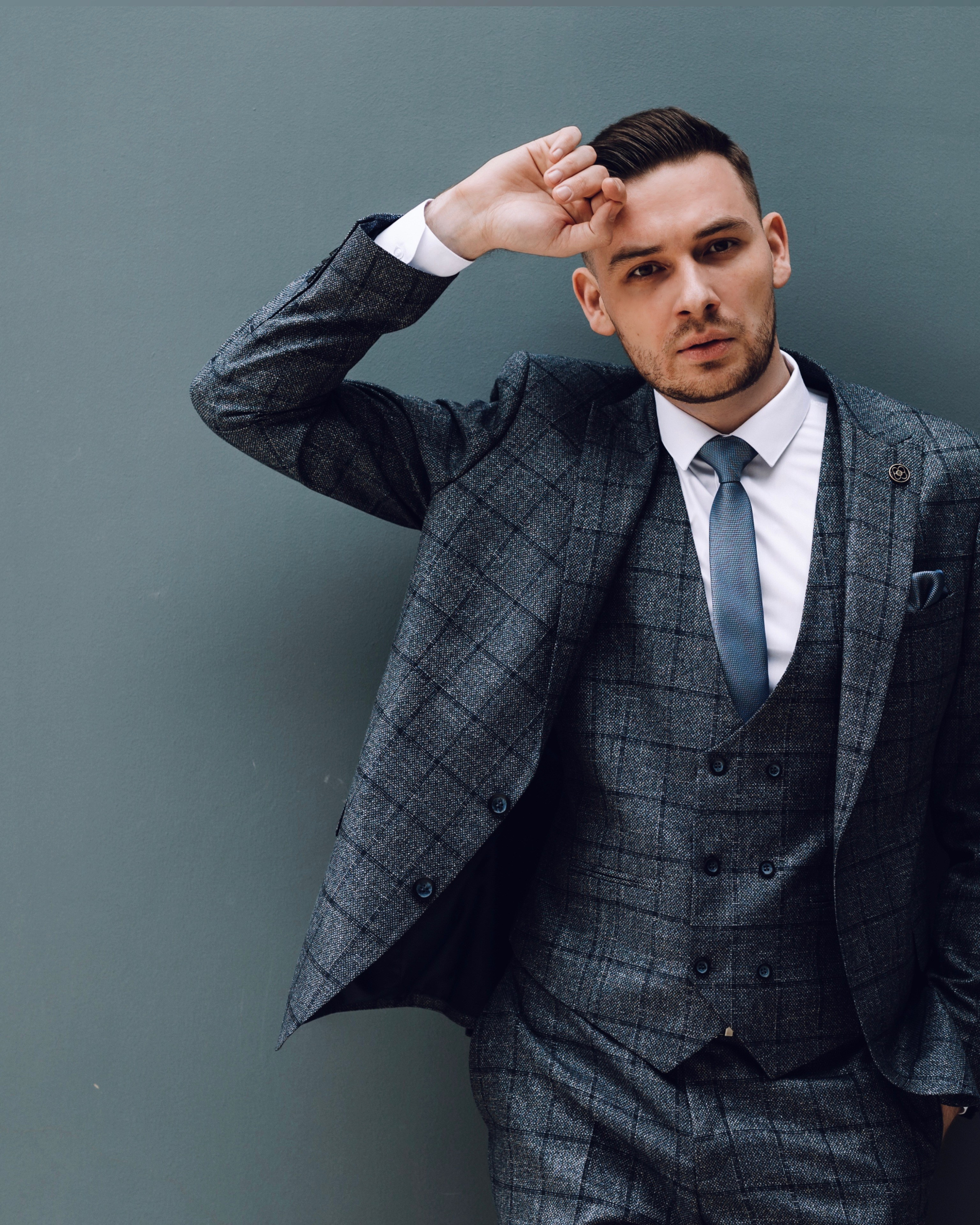 Модель Александр. BostanPhoto. Фото и видеосъемка для маркетплейсов