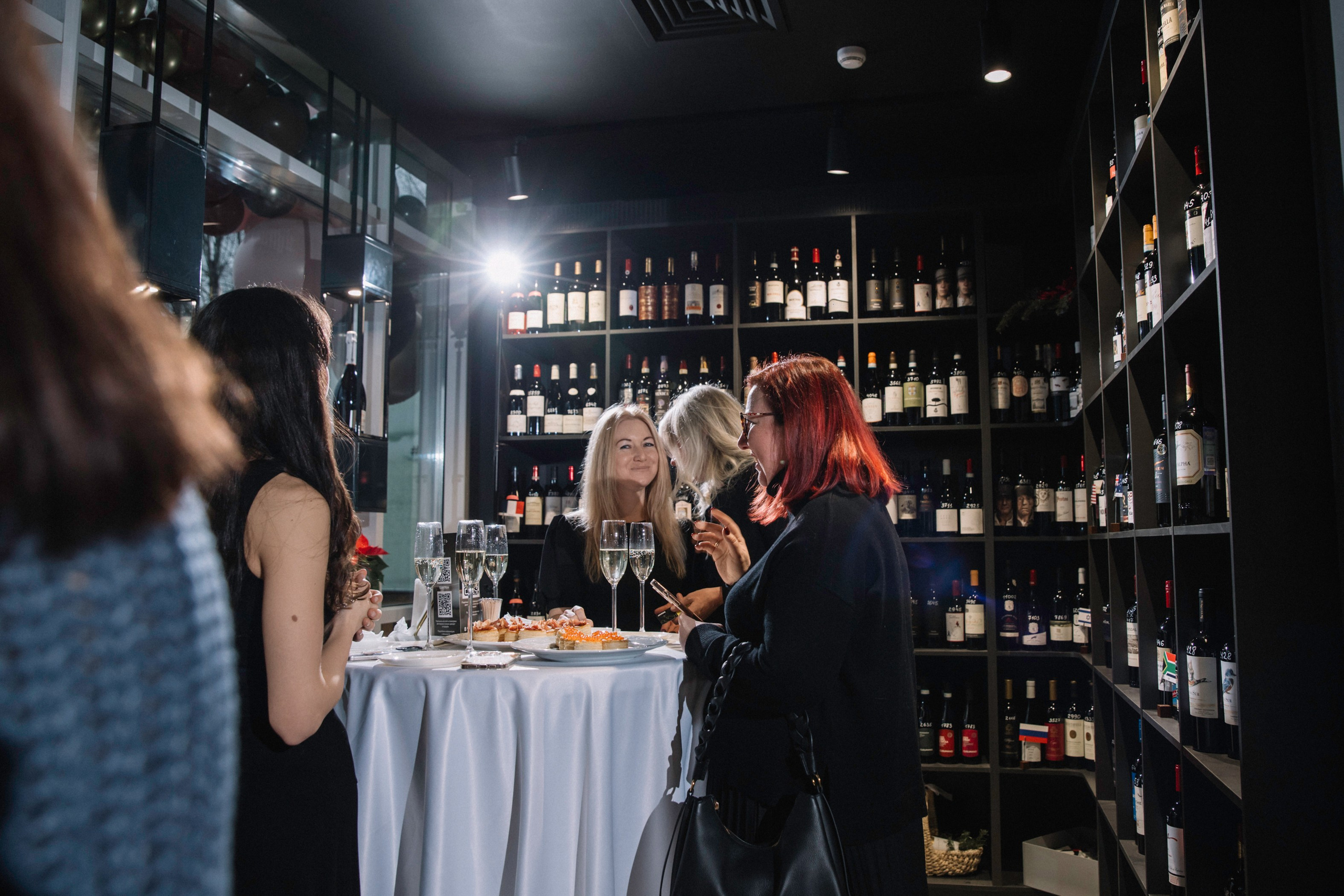 Открытие винотеки «THE WiNE». Фотограф в спб Александр Потапов