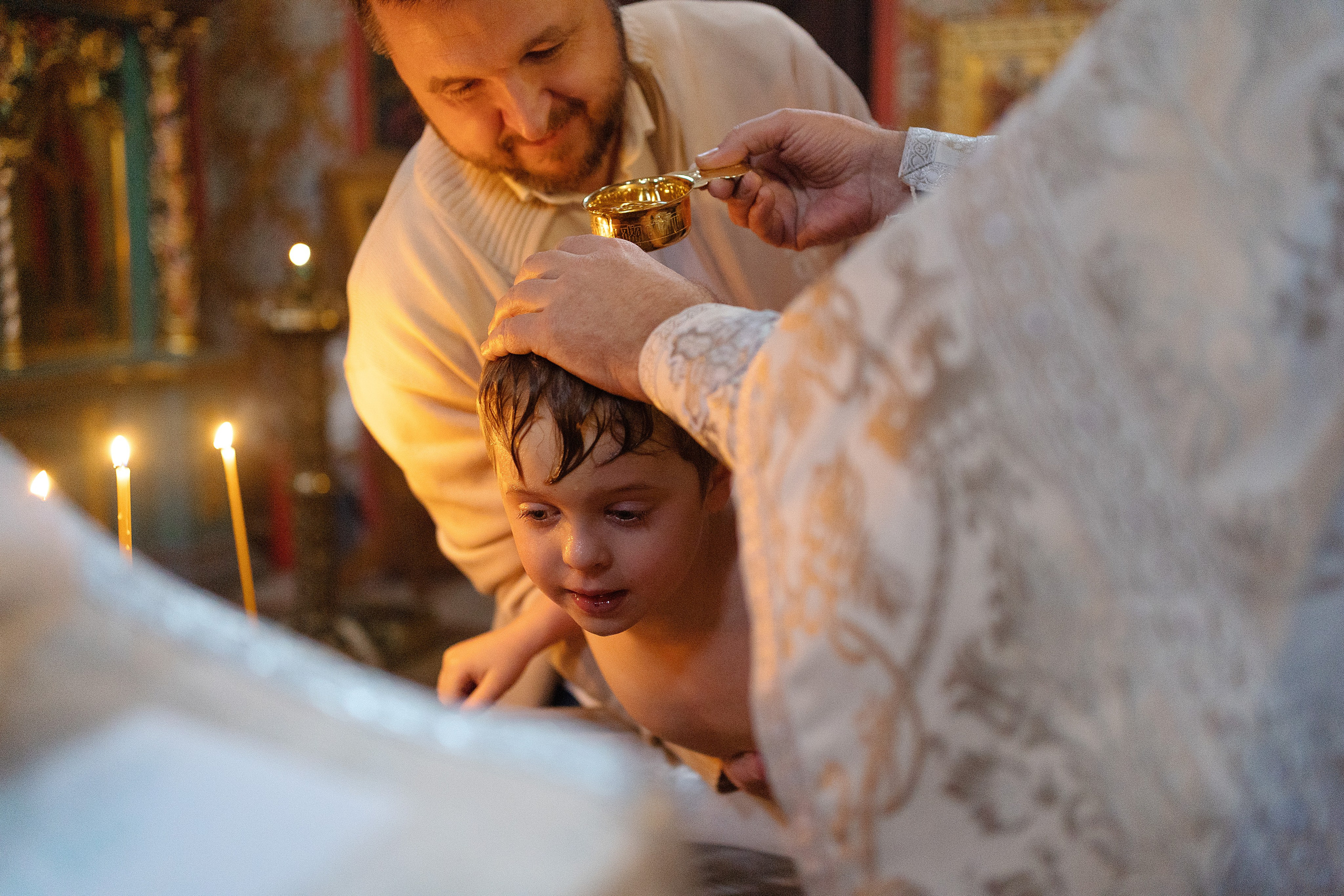 Съемка Таинства Крещения в храме Архангела Михаила в д. Станиславль. Семейный и детский фотограф в Москве Екатерина Офицерова