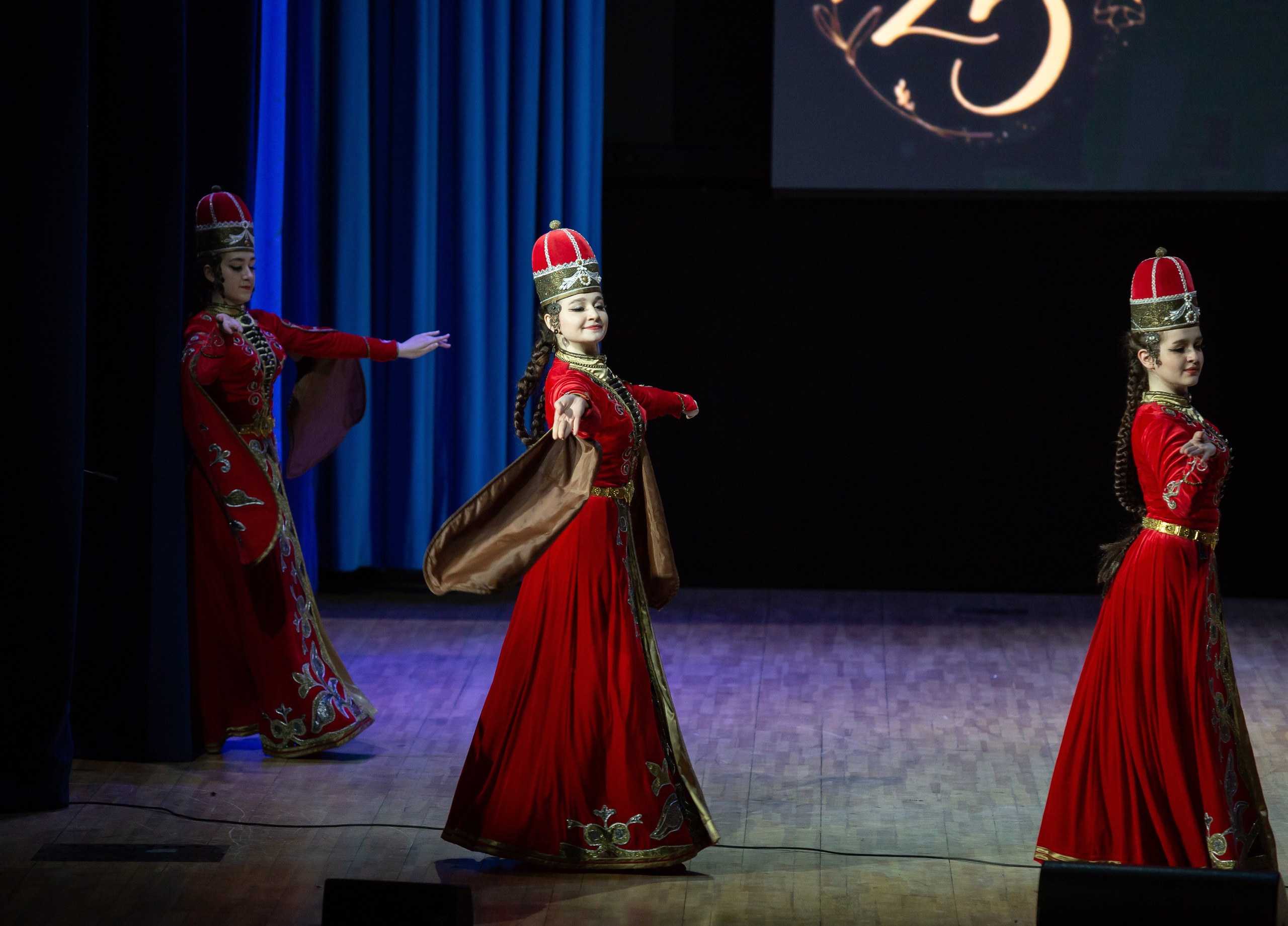 Юбилейный концерт танцевального коллектива «Адыги». Репортажный фотограф в Москве