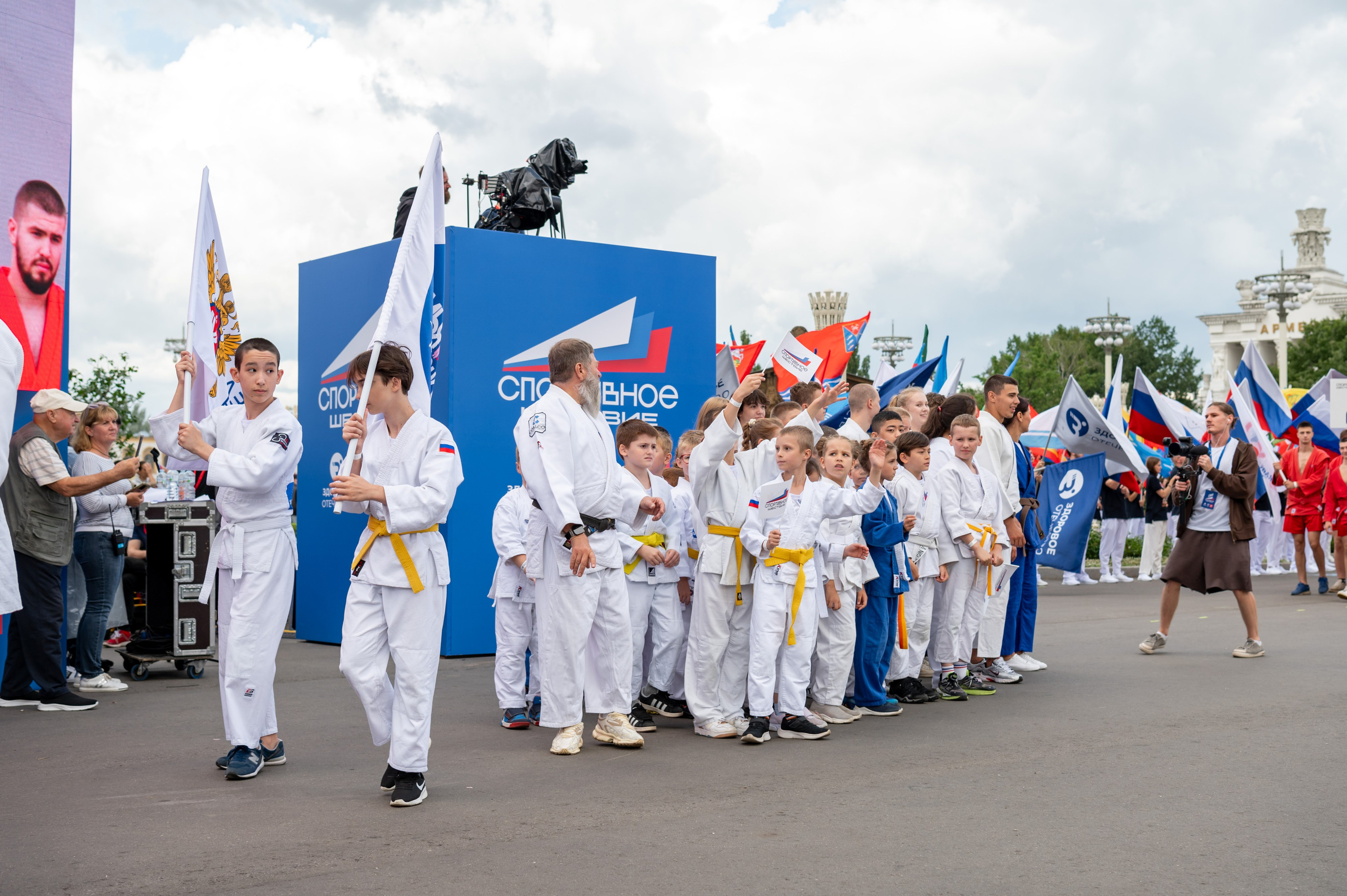 Спортивное шествие посвященное Дню физкультурника!. Детский и семейный фотограф г. Москва Оксана Катаджи