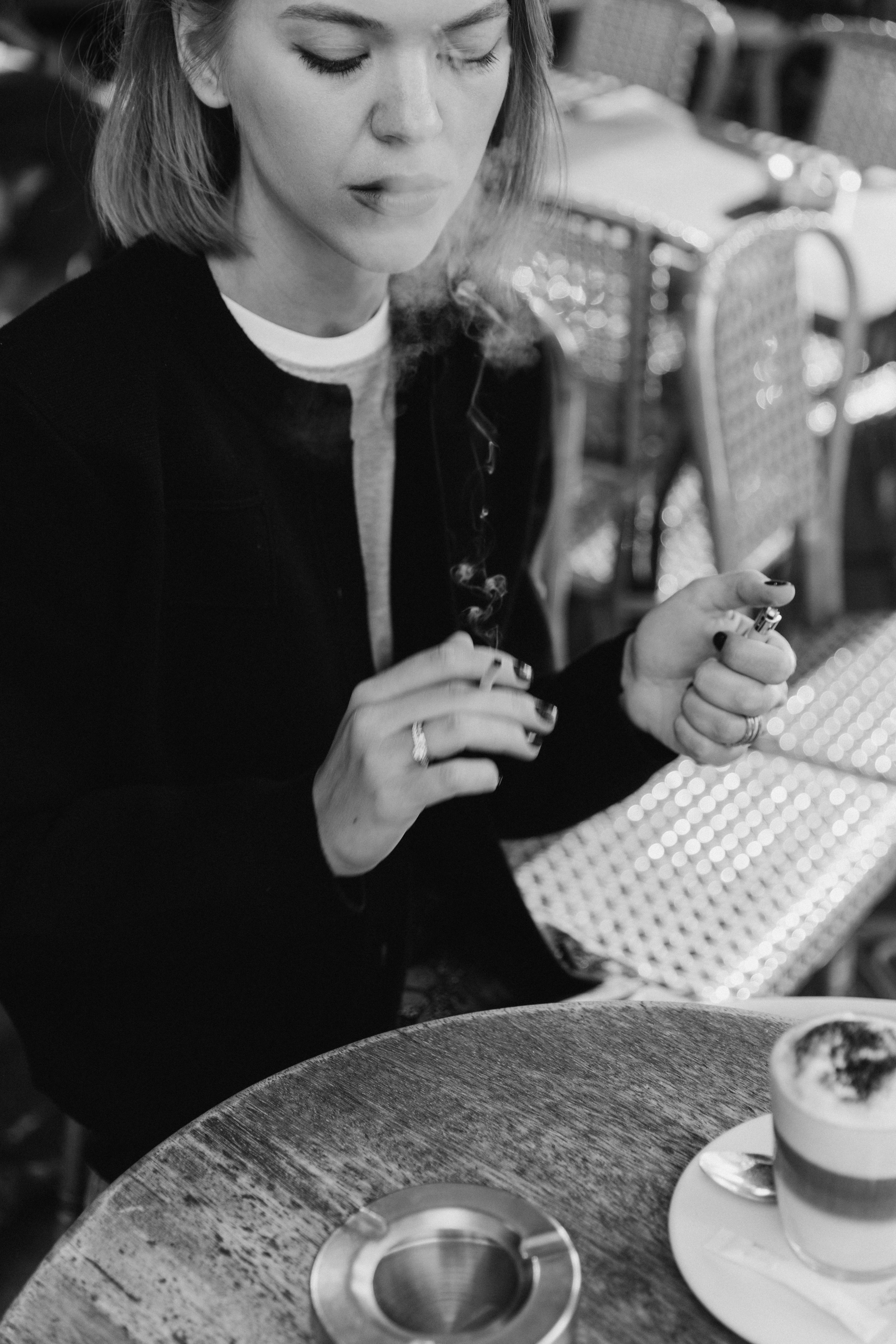 September sun. Photographer in Paris