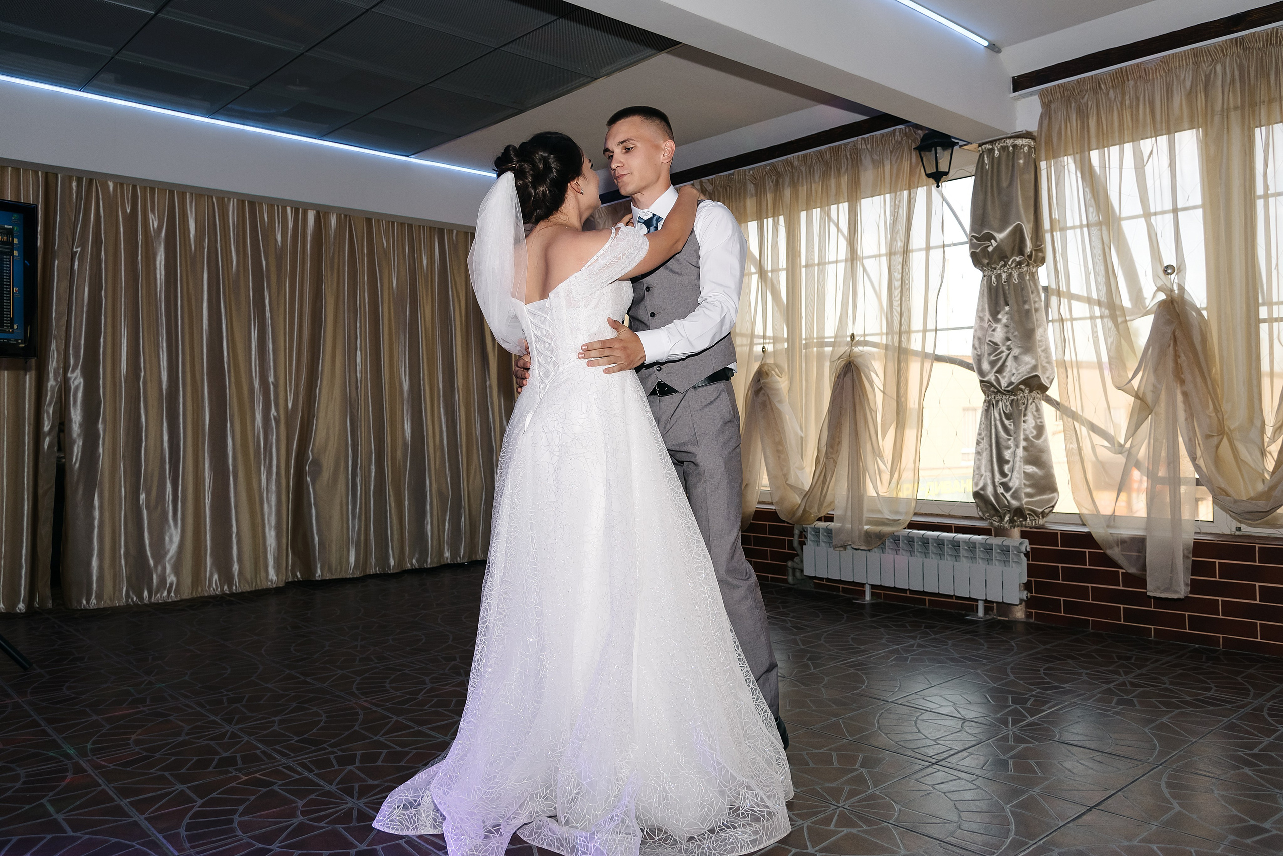 Роман и Карина. Фотограф Волжский Екатерина Егорова