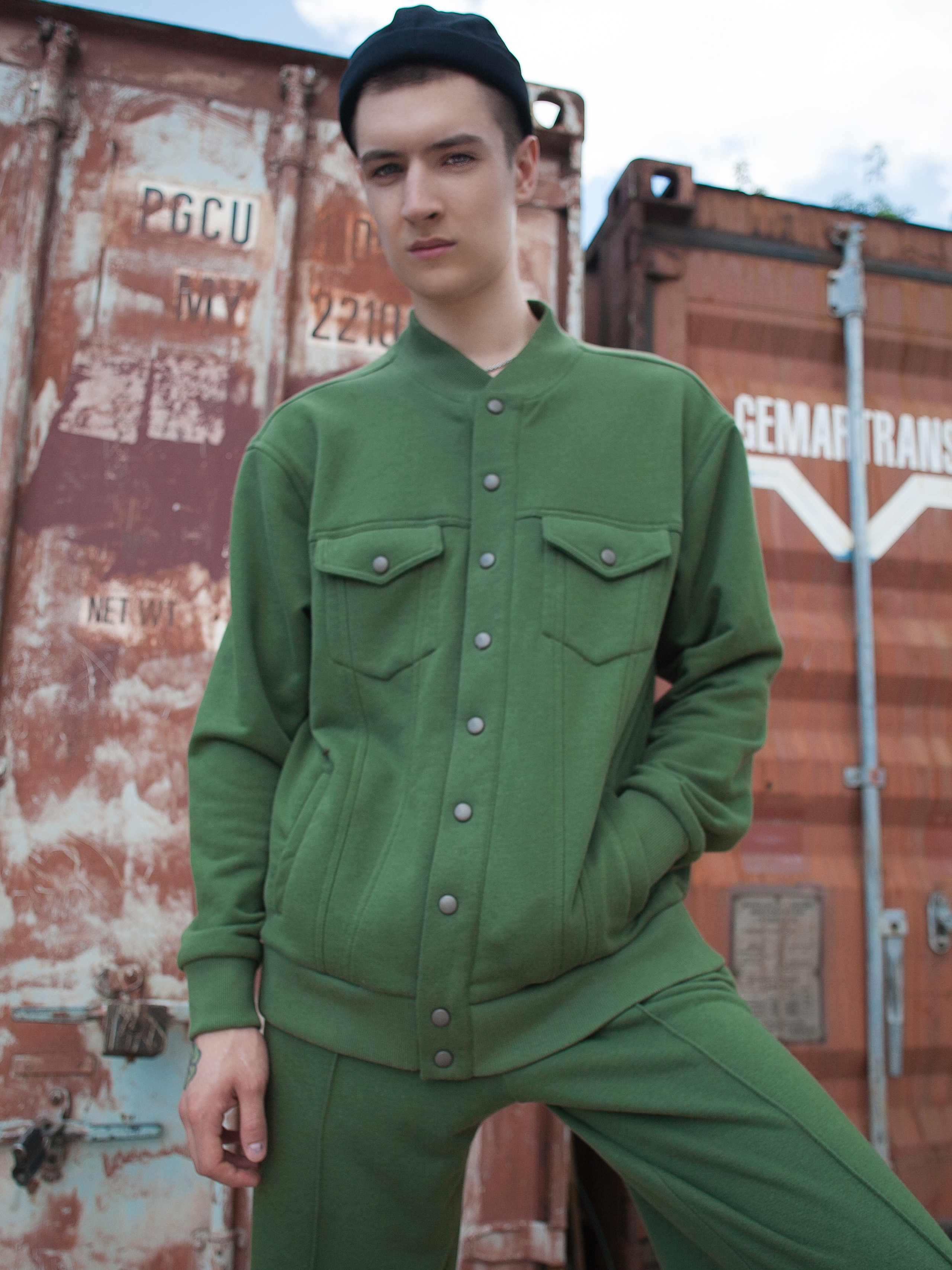 Лук бук Tolyboy. Каталожный и предметный фотограф в Москве Анна Nesmeliva