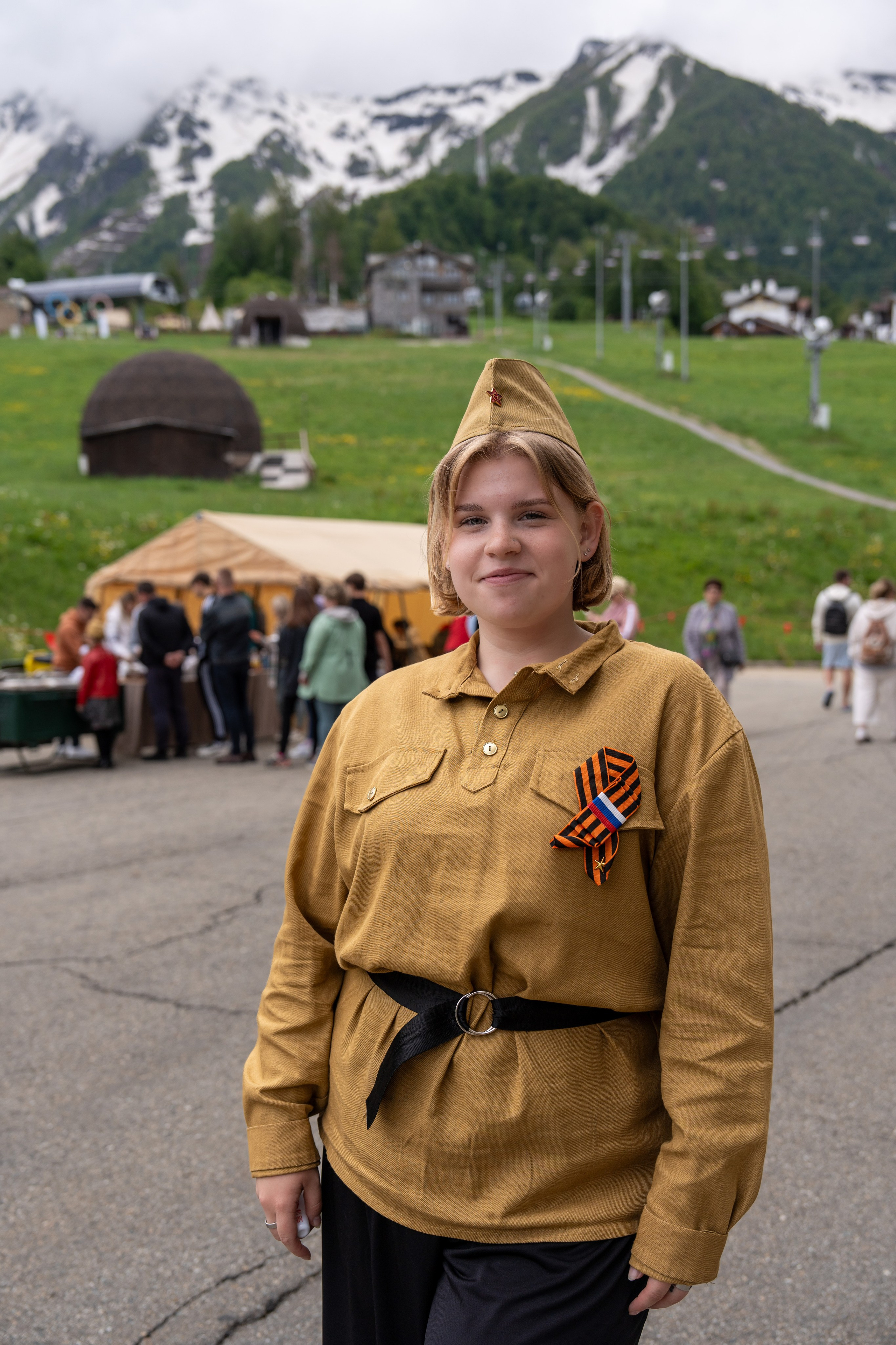 Шествие бессмертного полка 9 мая 2024 Rosa Springs. Репортажный фотограф в Красной Поляне и Сочи Павлюченко Екатерина