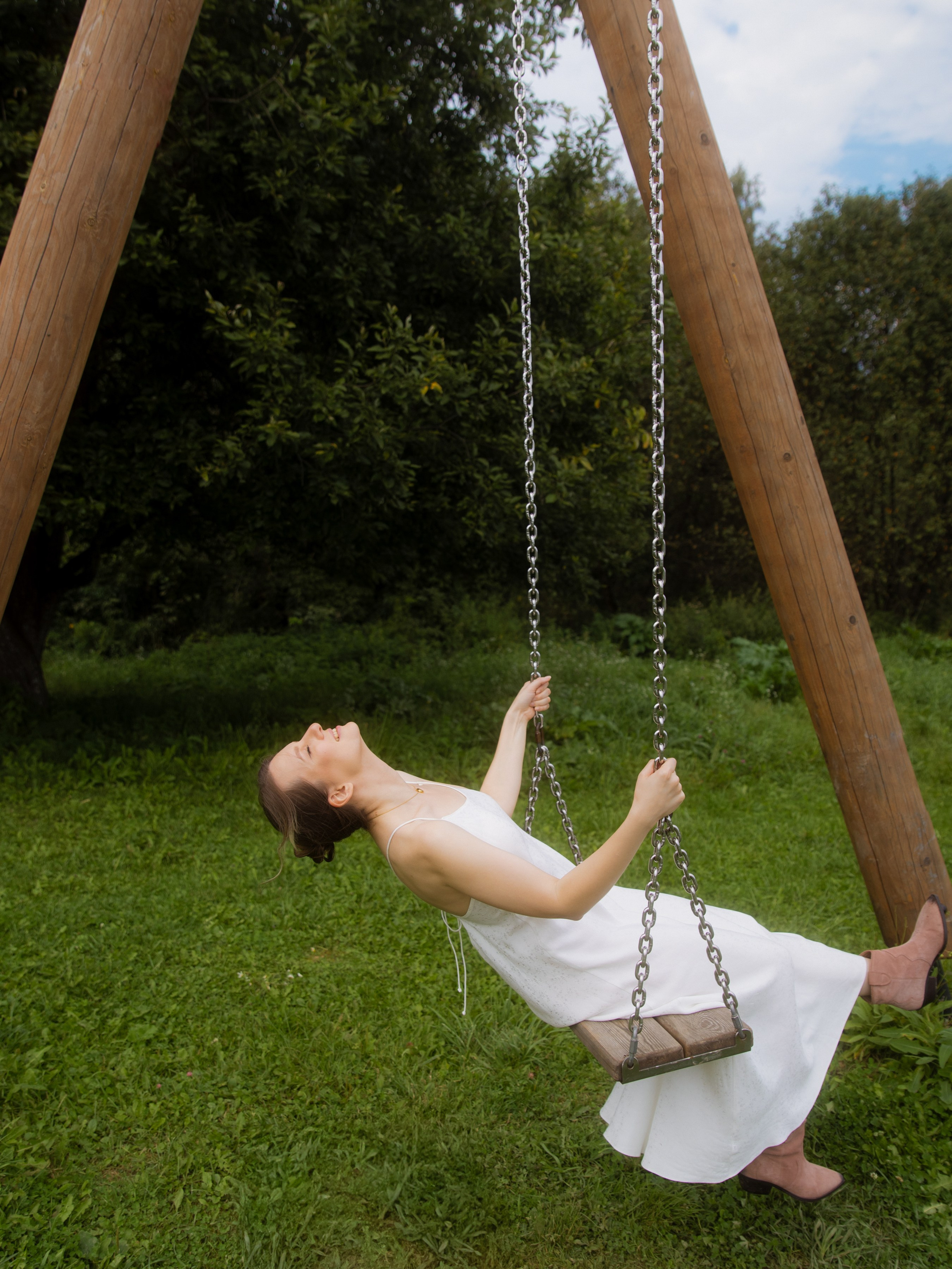 Алиса и Слава, роспись в Москве и вечеринка на природе, подальше от города. Фотограф в Москве Екатерина Черненко