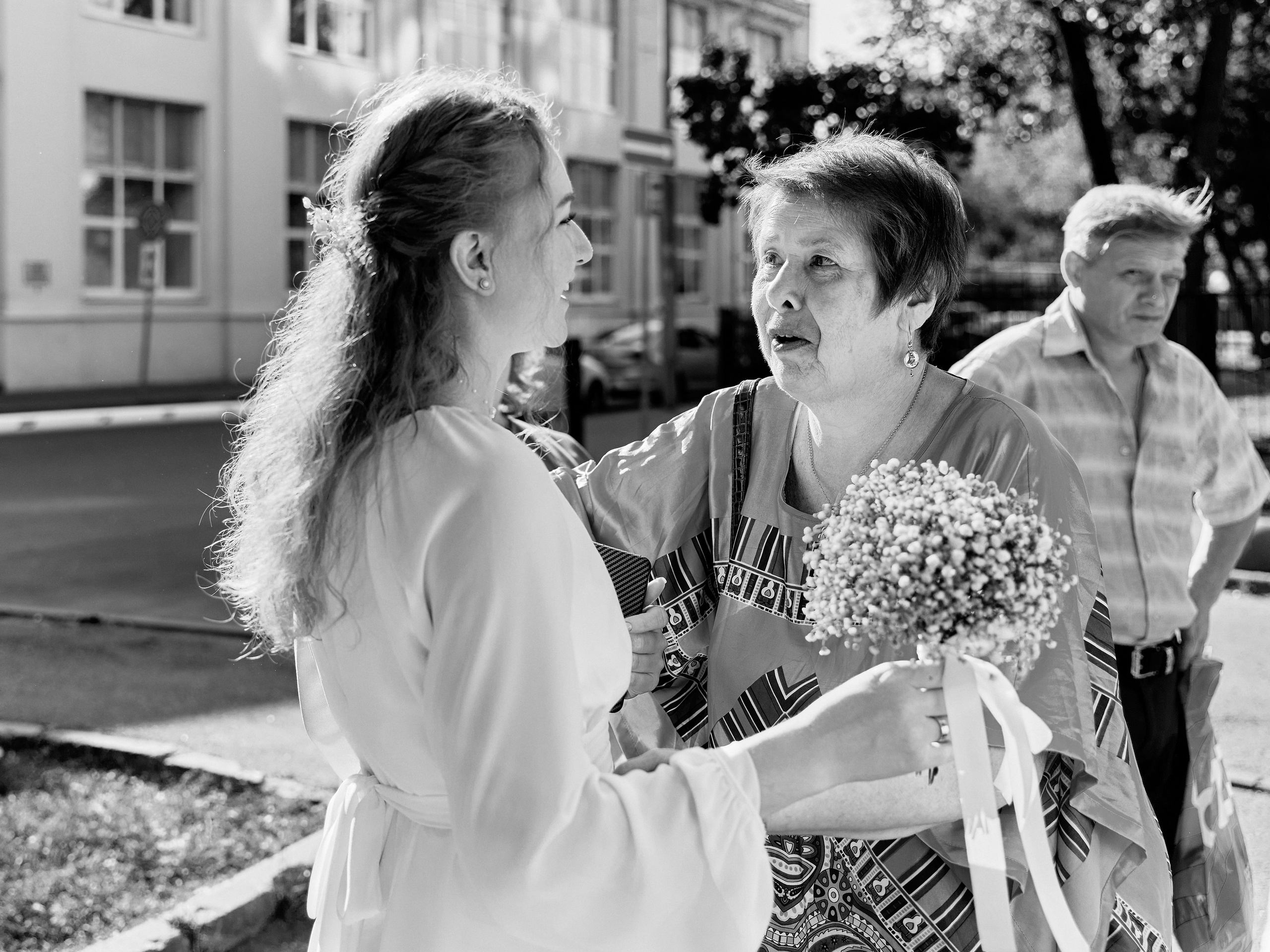 Свадебная прогулка в парке Горького в Москве