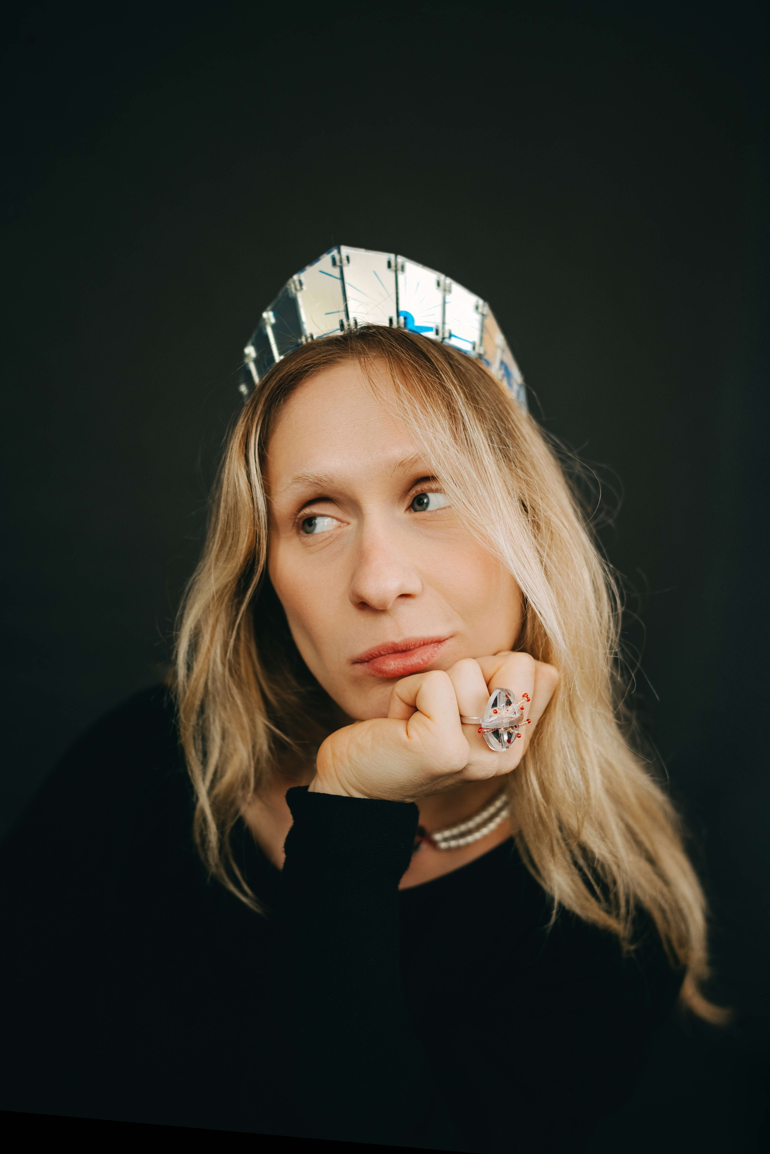 Съемка для бренда украшений в славянском стиле. Портретный и свадебный фотограф в Тбилиси • xeniqo