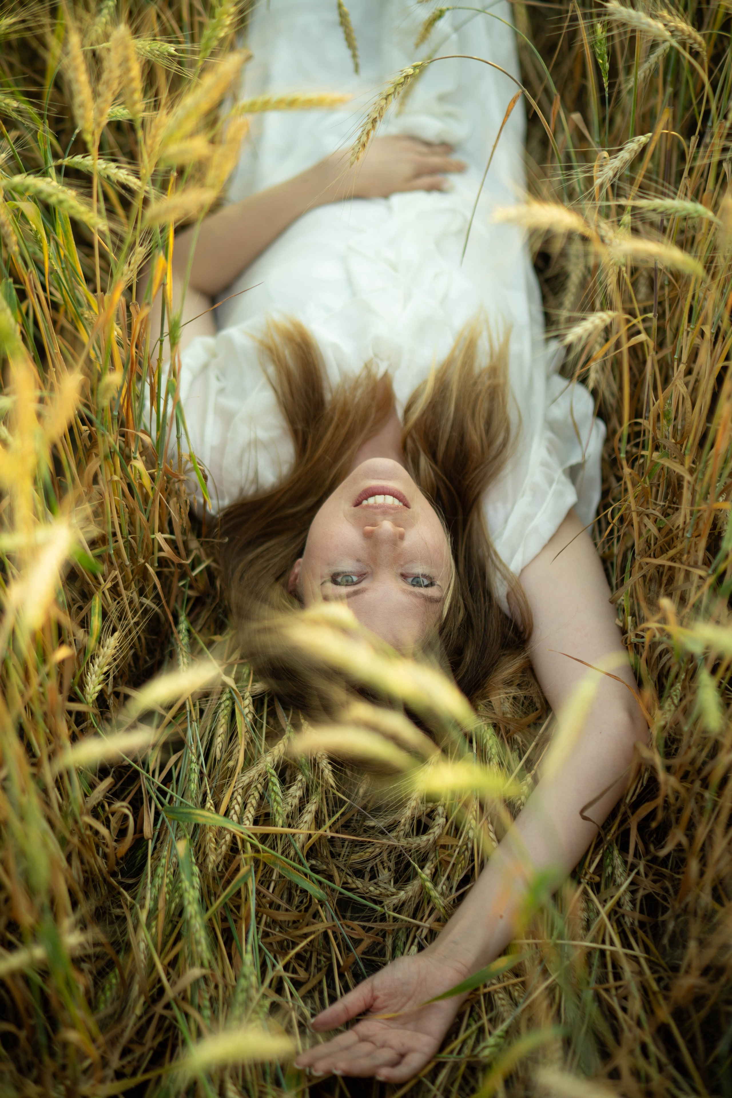 Anna. Lifestyle photographer Turku. I catch emotions in the frame