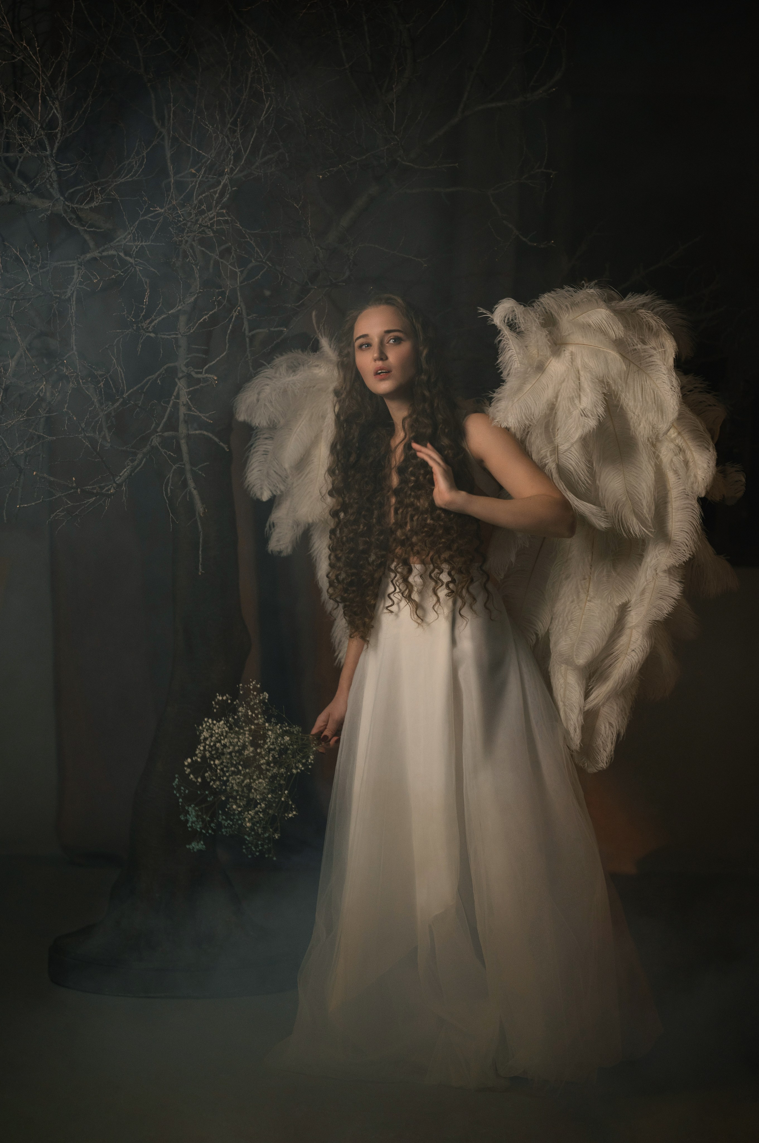 Индивидуальная фотосессия в студии с арендой крыльев