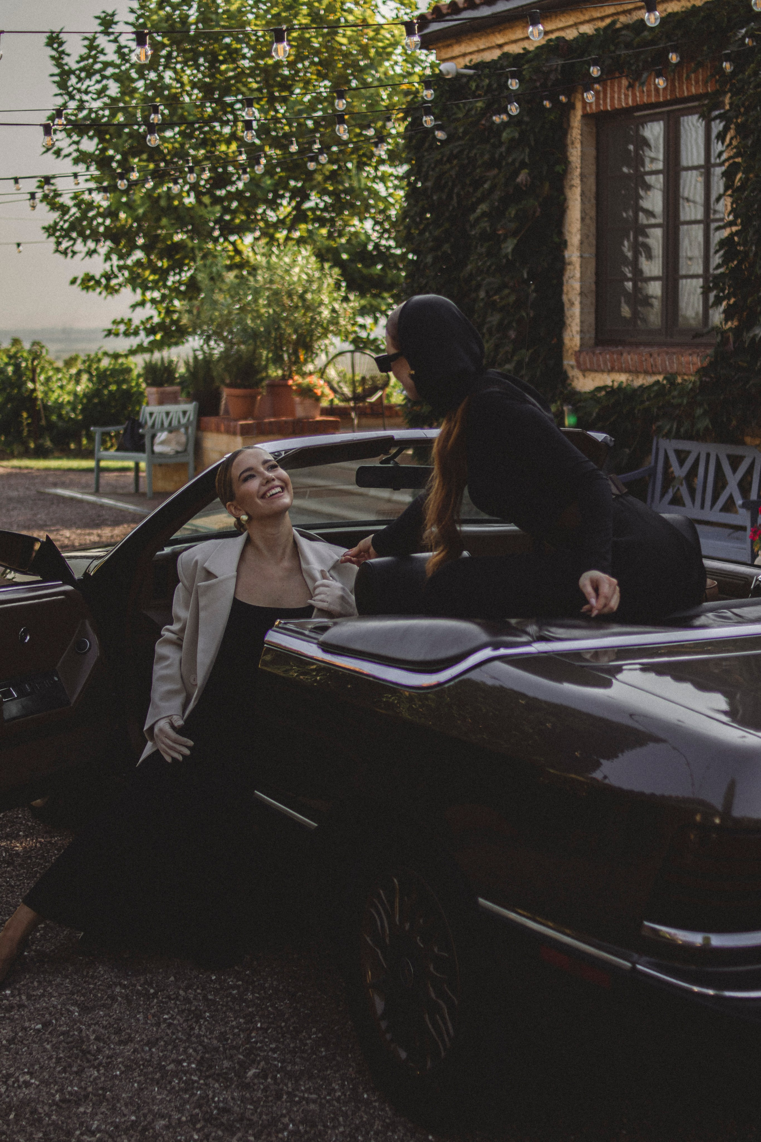 Уличная фотосессия винодельня. Я — фотограф, который помогает запечатлеть самые важные моменты вашей жизни!