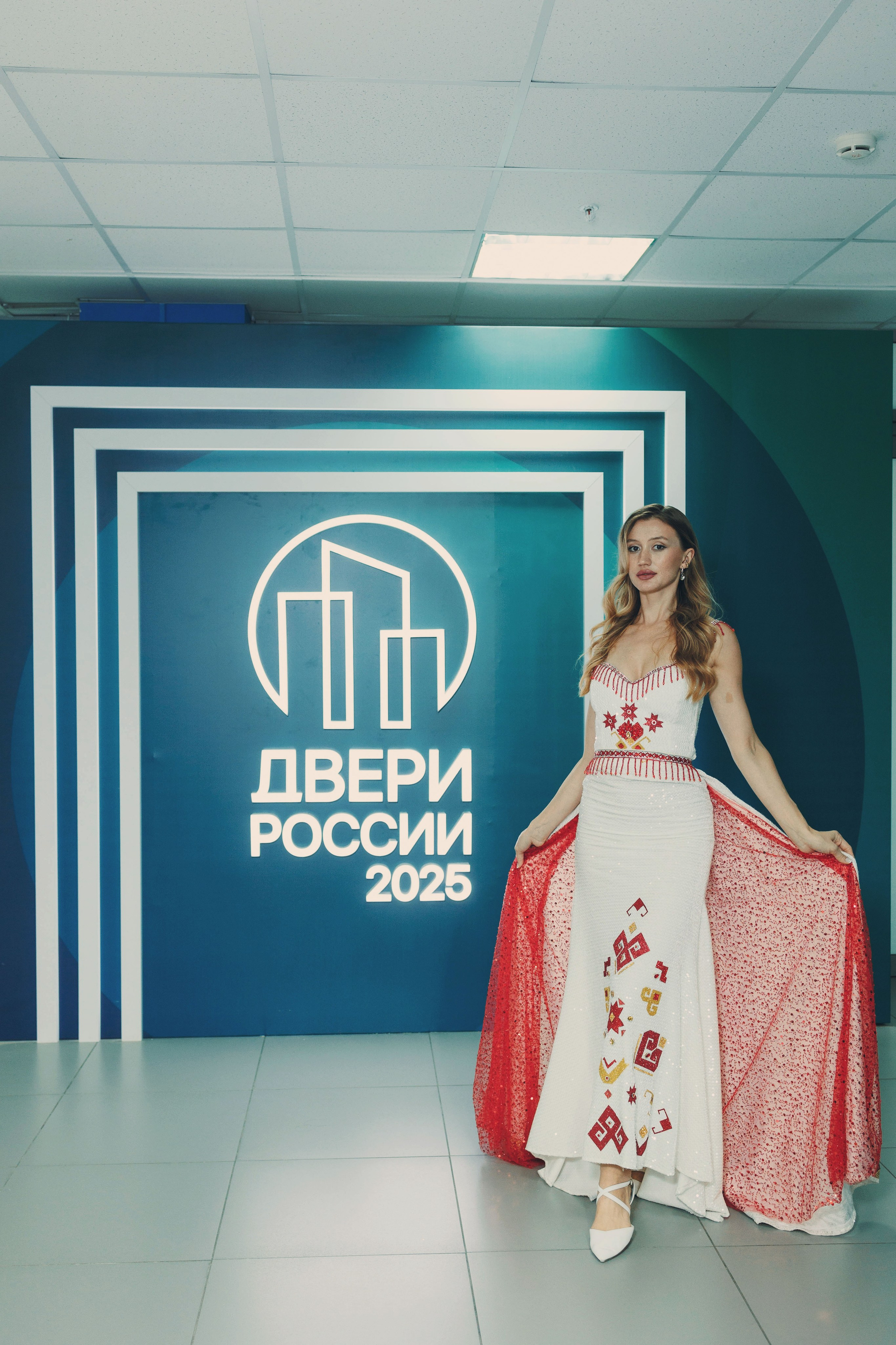 Репортажная съемка форума «Двери Росси-2025» в Чебоксарах. Портретный и репортажный фотограф в Чебоксарах Андриян Чаркин