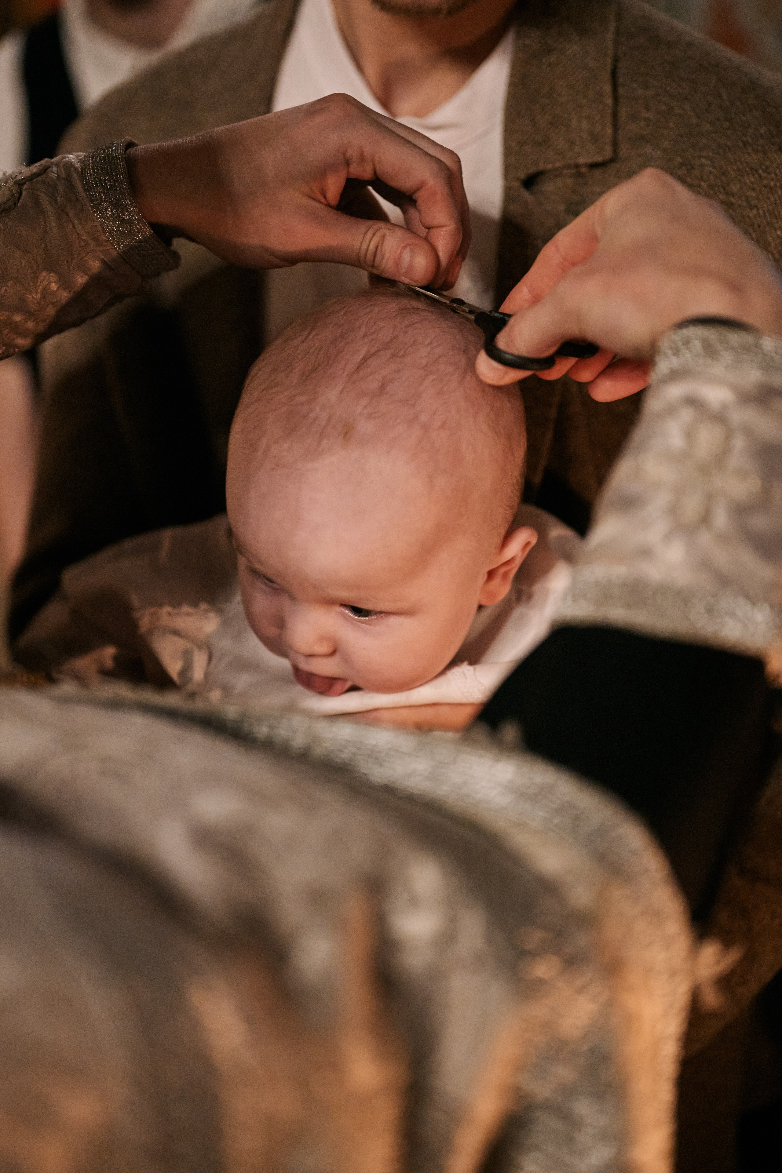 Крещение в храме Василия Великого на Горке. Свадебный фотограф Надежда Максимова