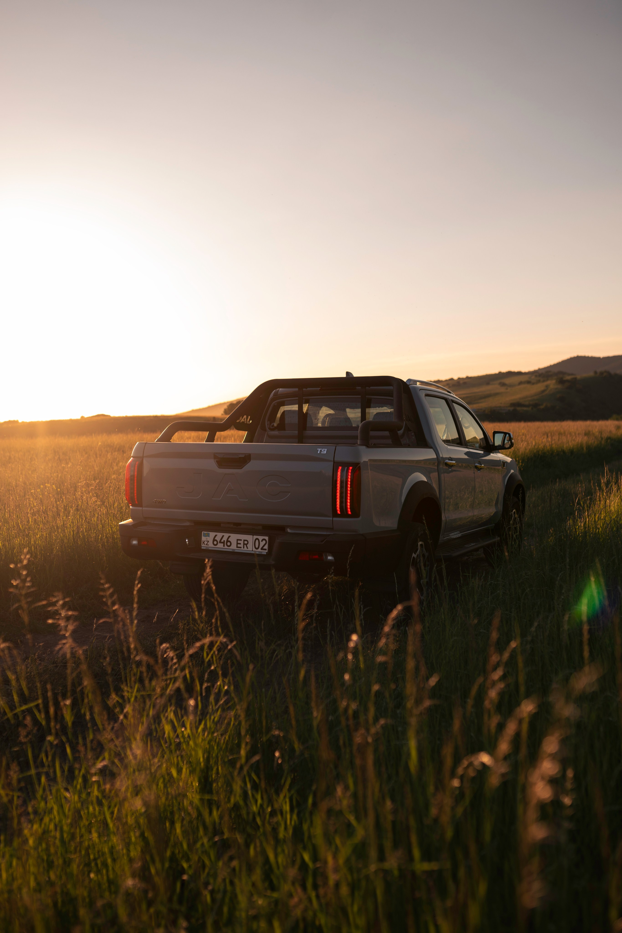 JAC T8 Pro. Чен Станислав | Автомобильный фотограф | Алматы, Казахстан