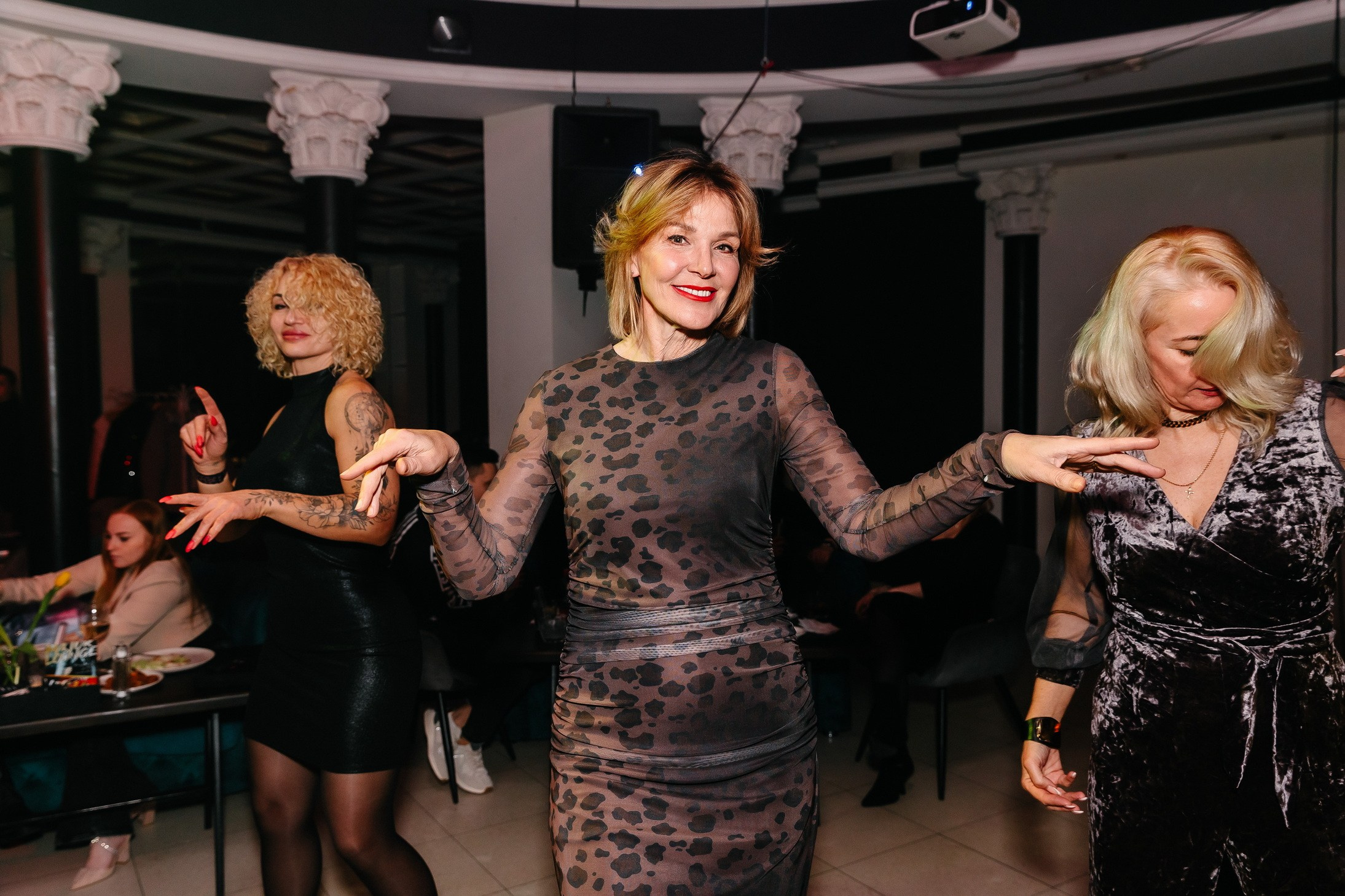 8 марта в лаунж-баре Major 2024. Свадебный, семейный и детский фотограф в Калининграде Елена Кравцова