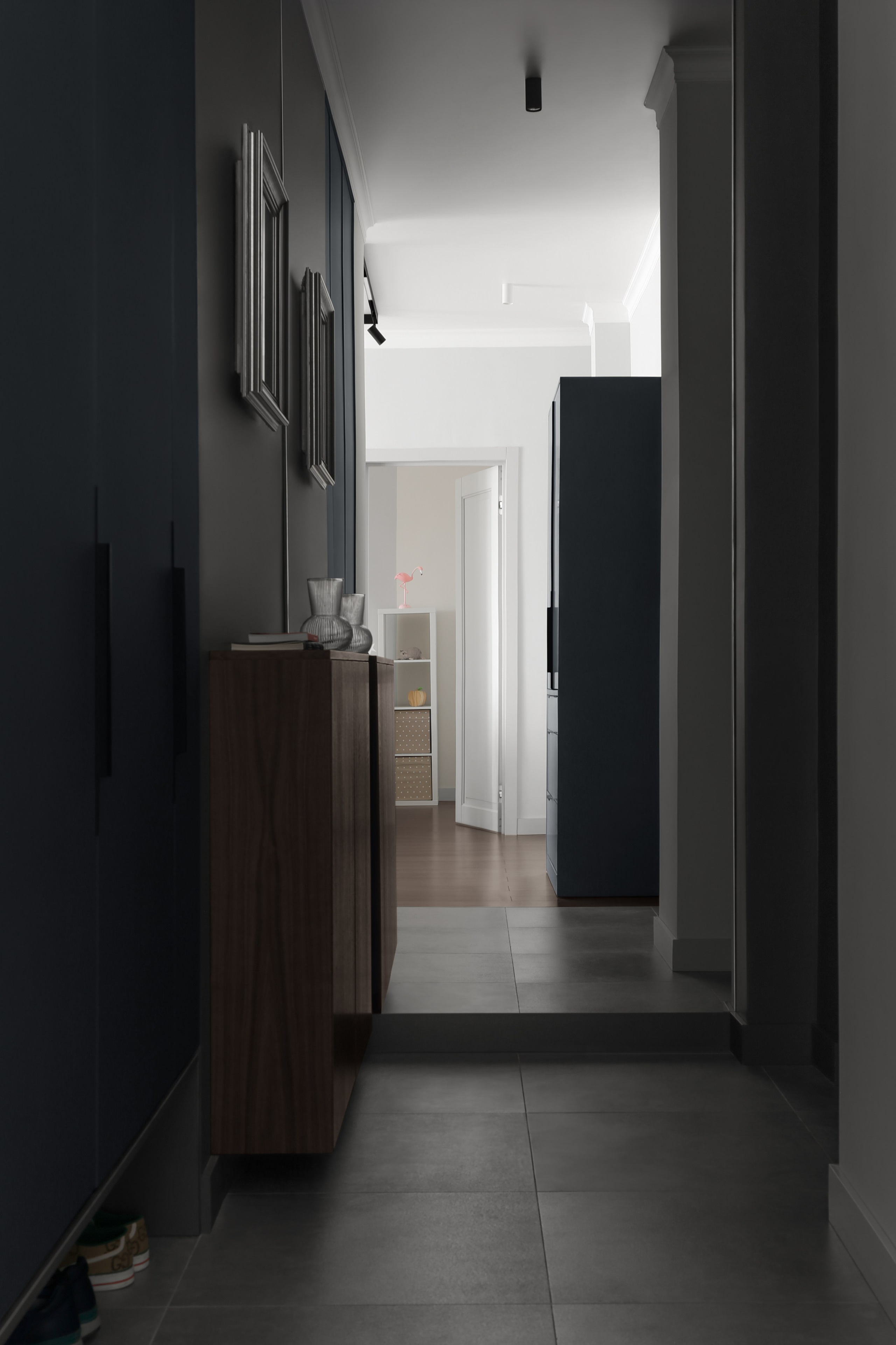 Фотография прихожей и коридора