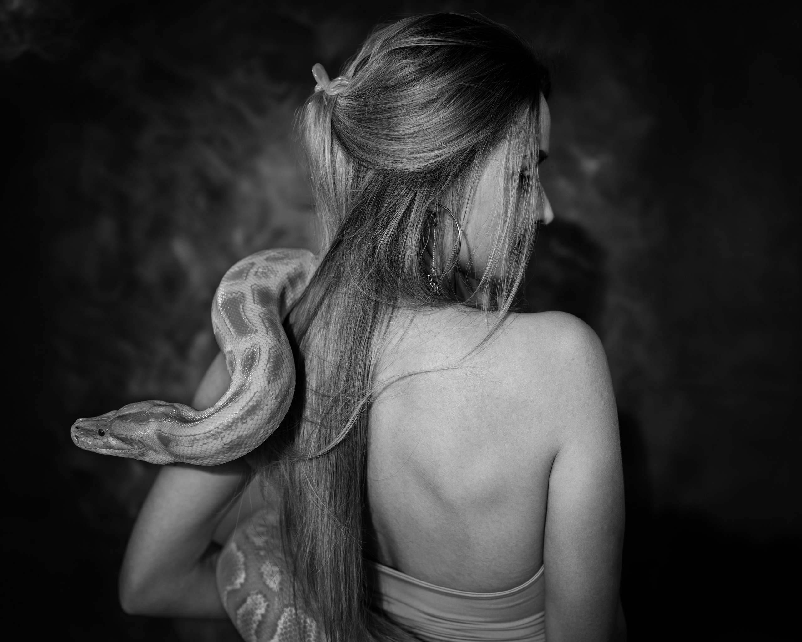 Фотосессия со змеёй в студии. г. Тула. Фотограф в Туле — Борисов Николай