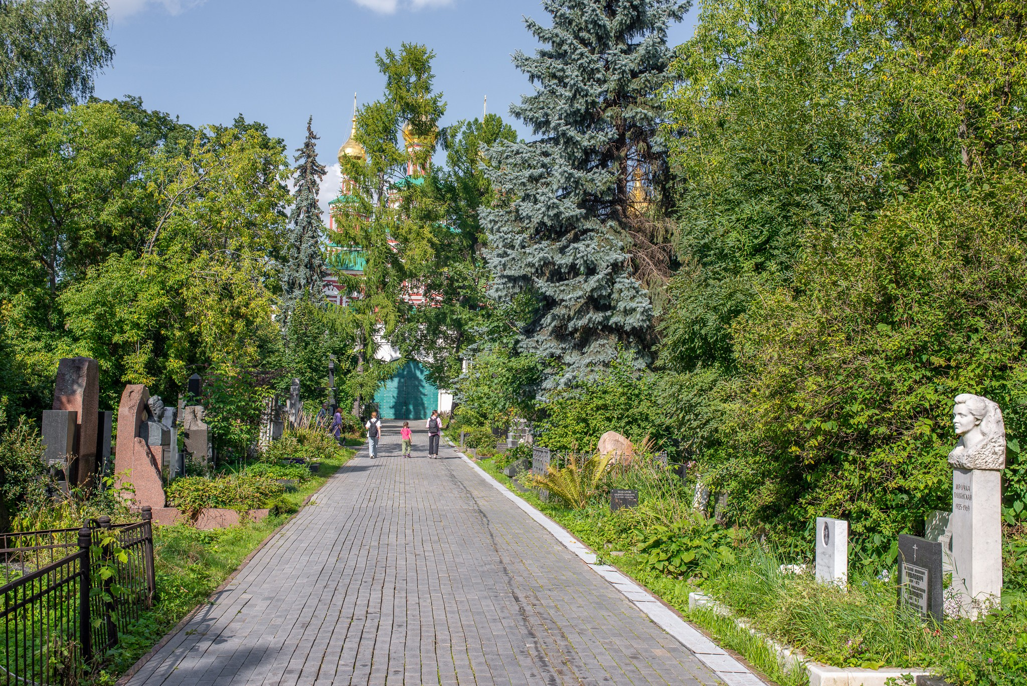 Достопримечательности Москвы. Коммерческая фотосъёмка городской среды, архитектуры и производственных объектов