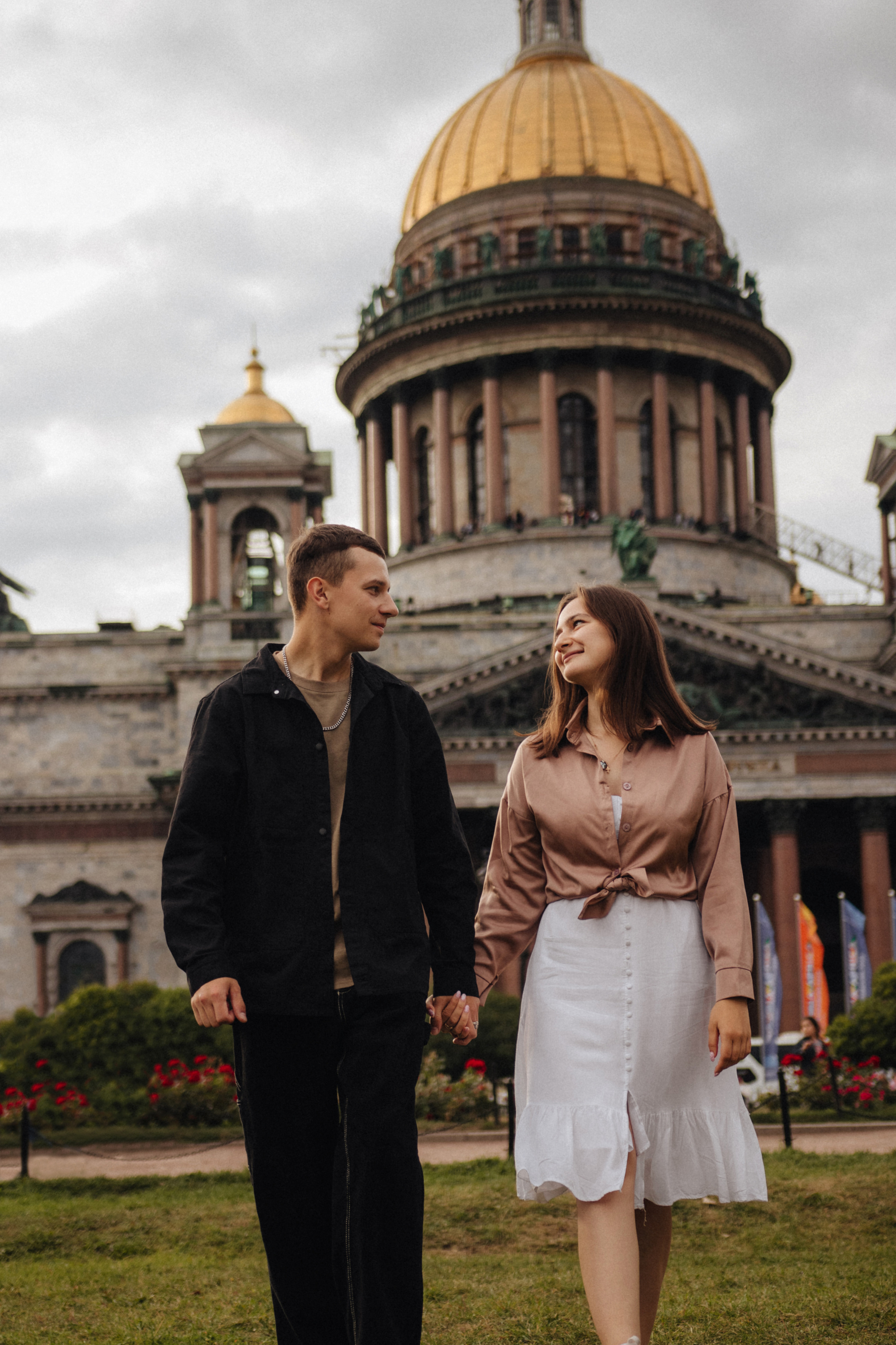 Саша и Женя. Главная