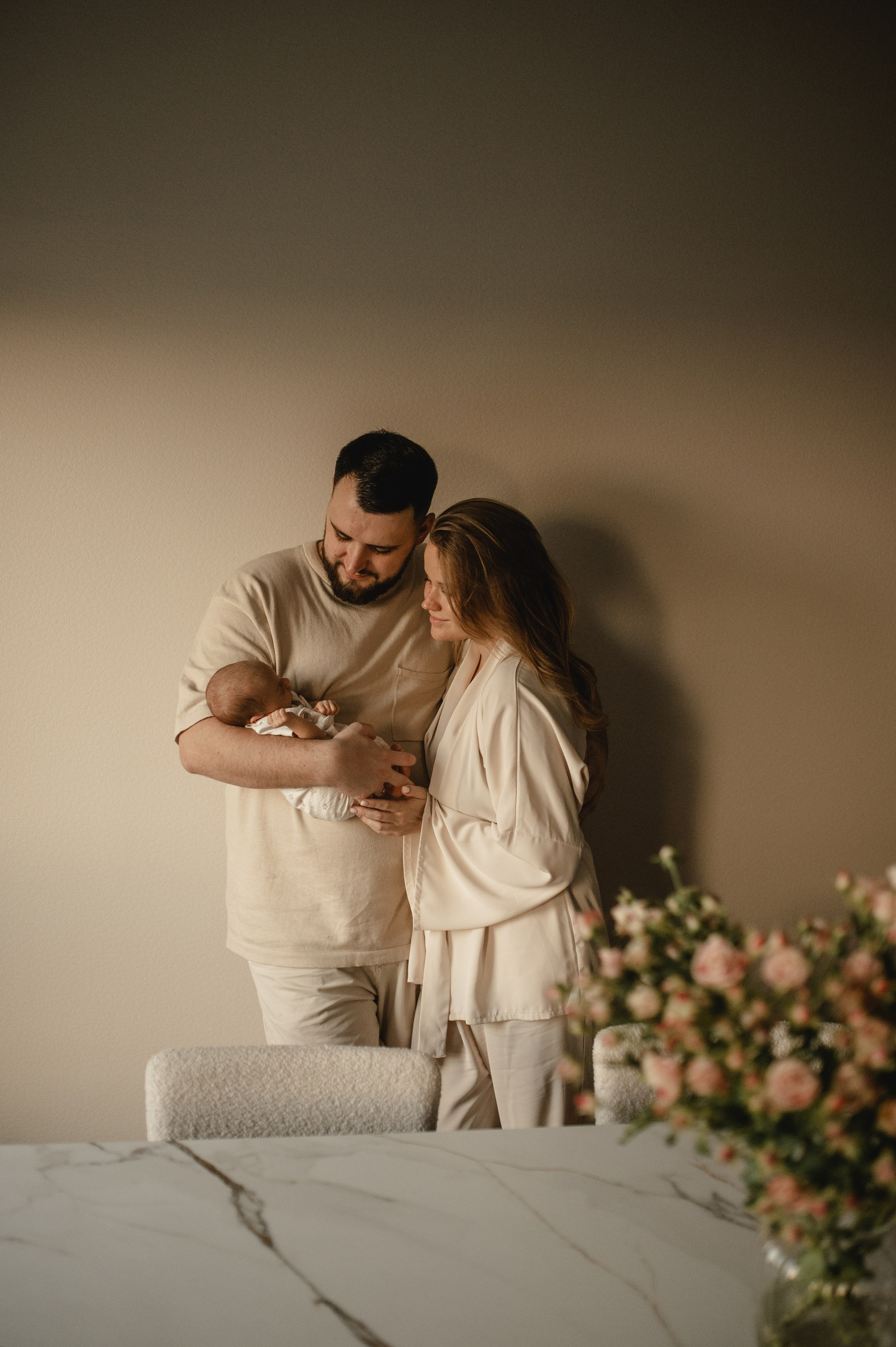 Ньюборн фотосессия в стиле лайфстайл Москва. Семейная фотосессия Бутово Москва фотограф Алина Морщагина