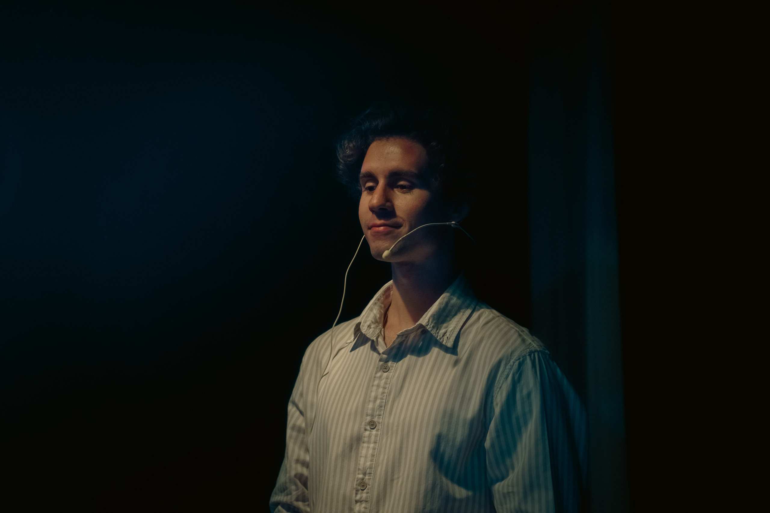 Строки. Фотограф и оператор в Москве Елизавета Коргалидзе