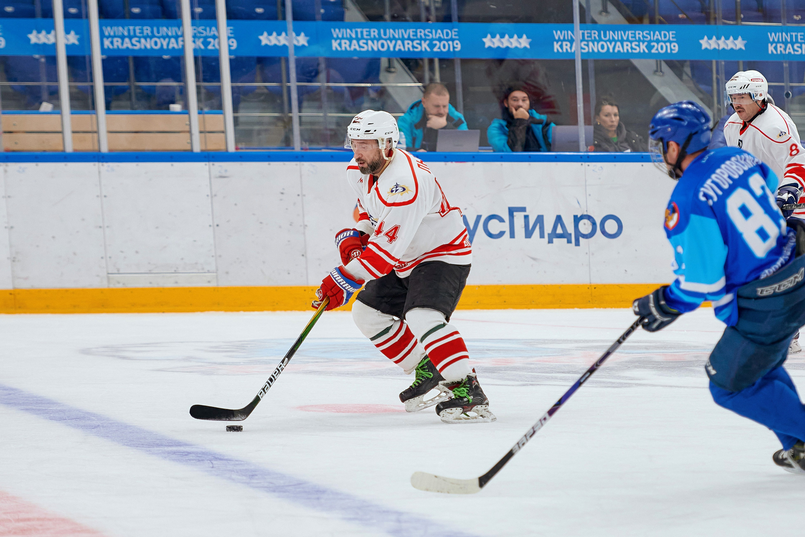 Портфолио репортажной фотосъёмки: Кристалл арена — Хоккей — РусГидро. Фотограф Яковлев Роман — Красноярск