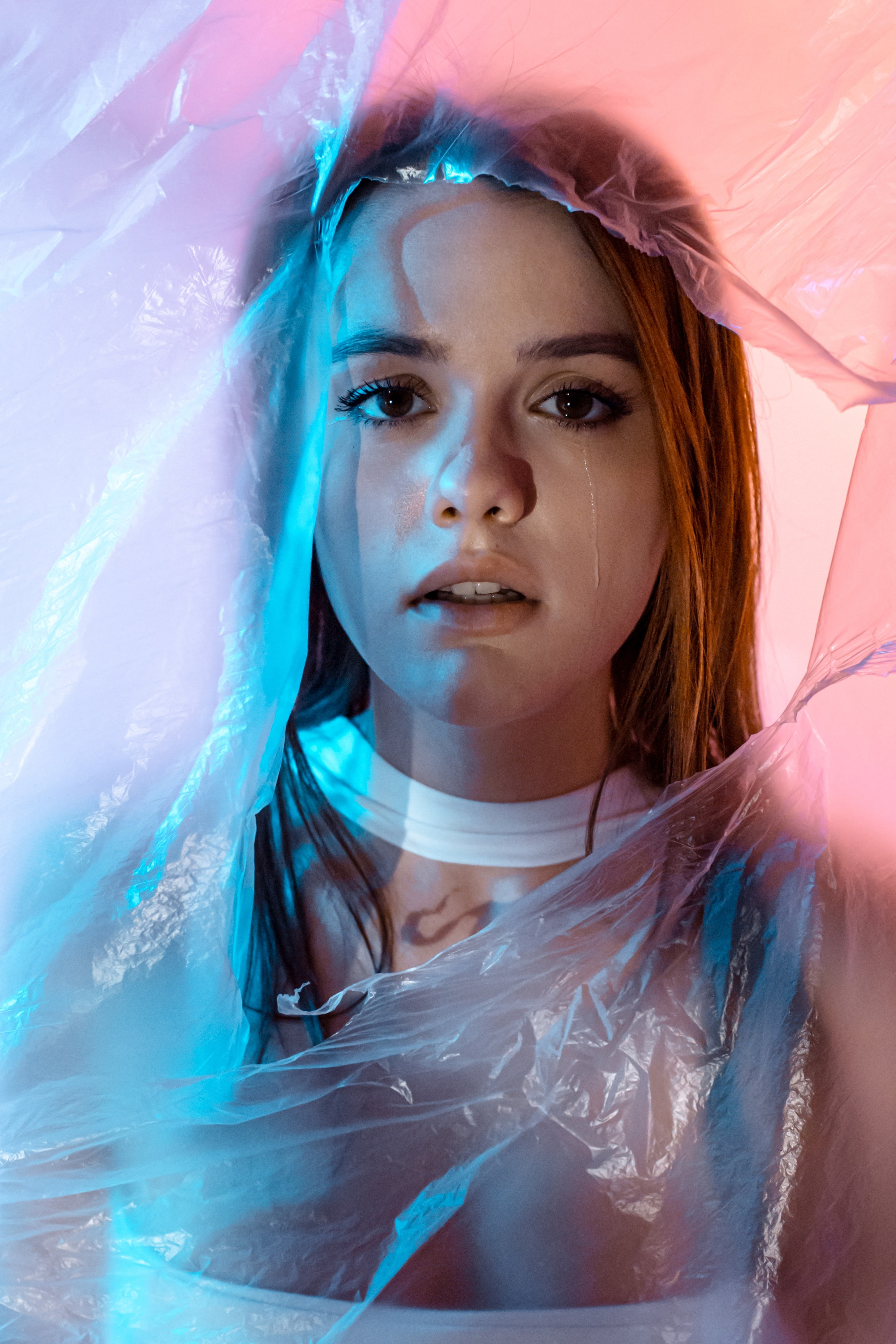 Нарушая вакуум. Портретный фотограф Лакшин Денис. Истории через фотографию