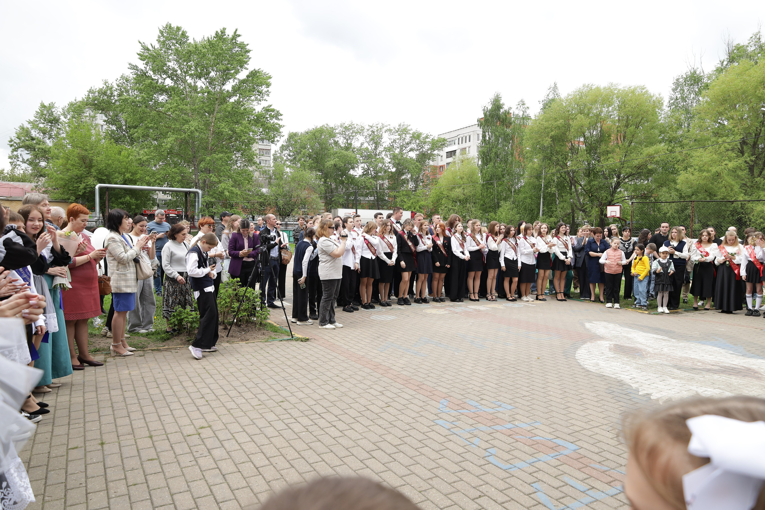 Последний звонок. Фотограф Надршина Лилия